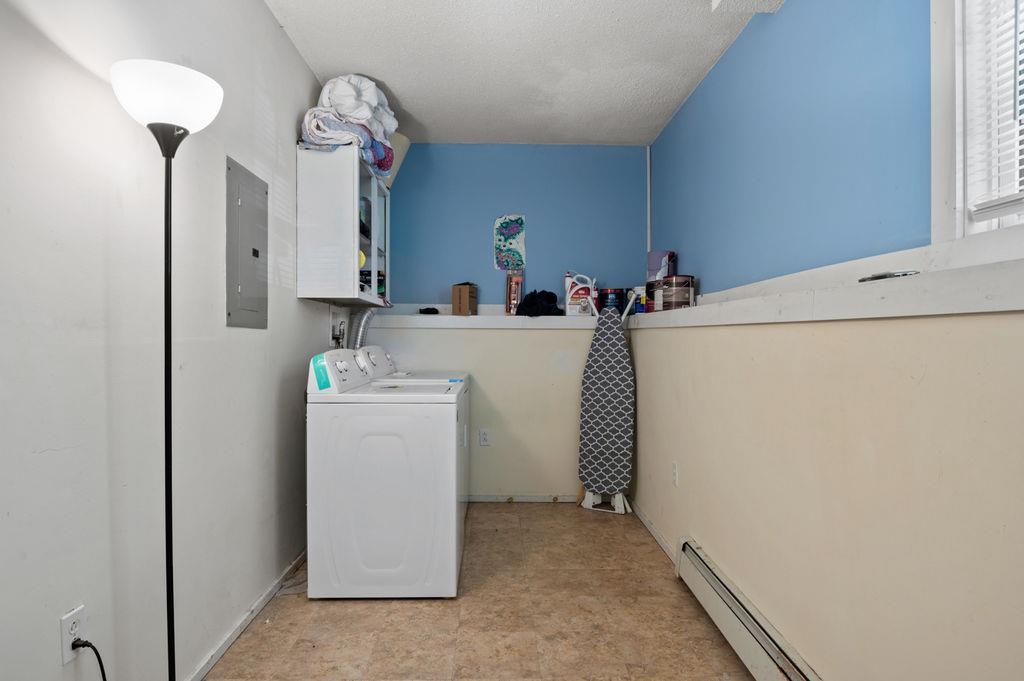 301 Myrtle Street Unit: 2