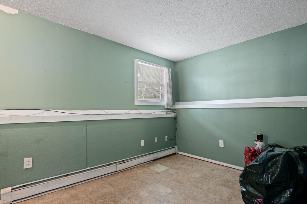 301 Myrtle Street Unit: 2