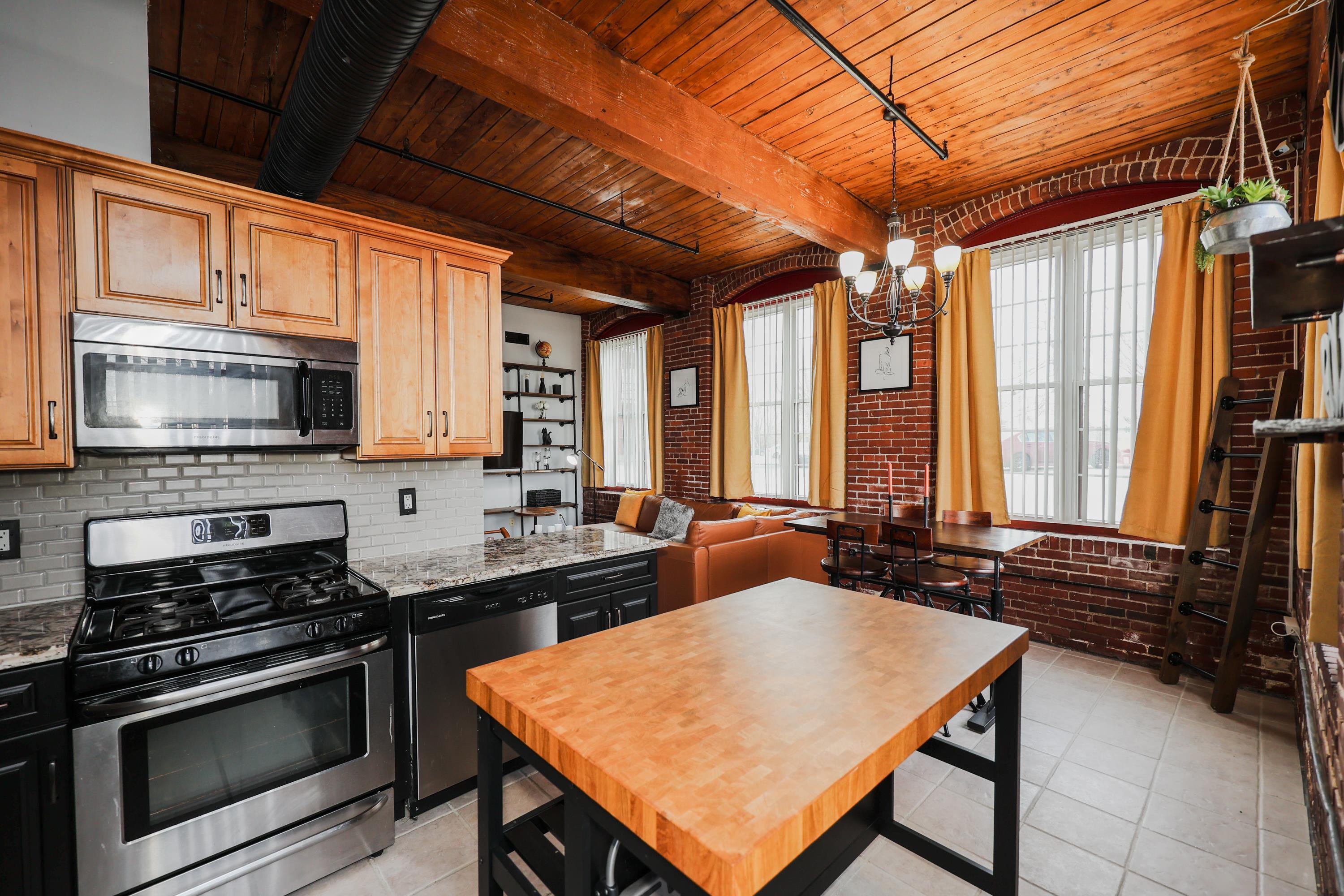 470 Silver Street Unit: 121