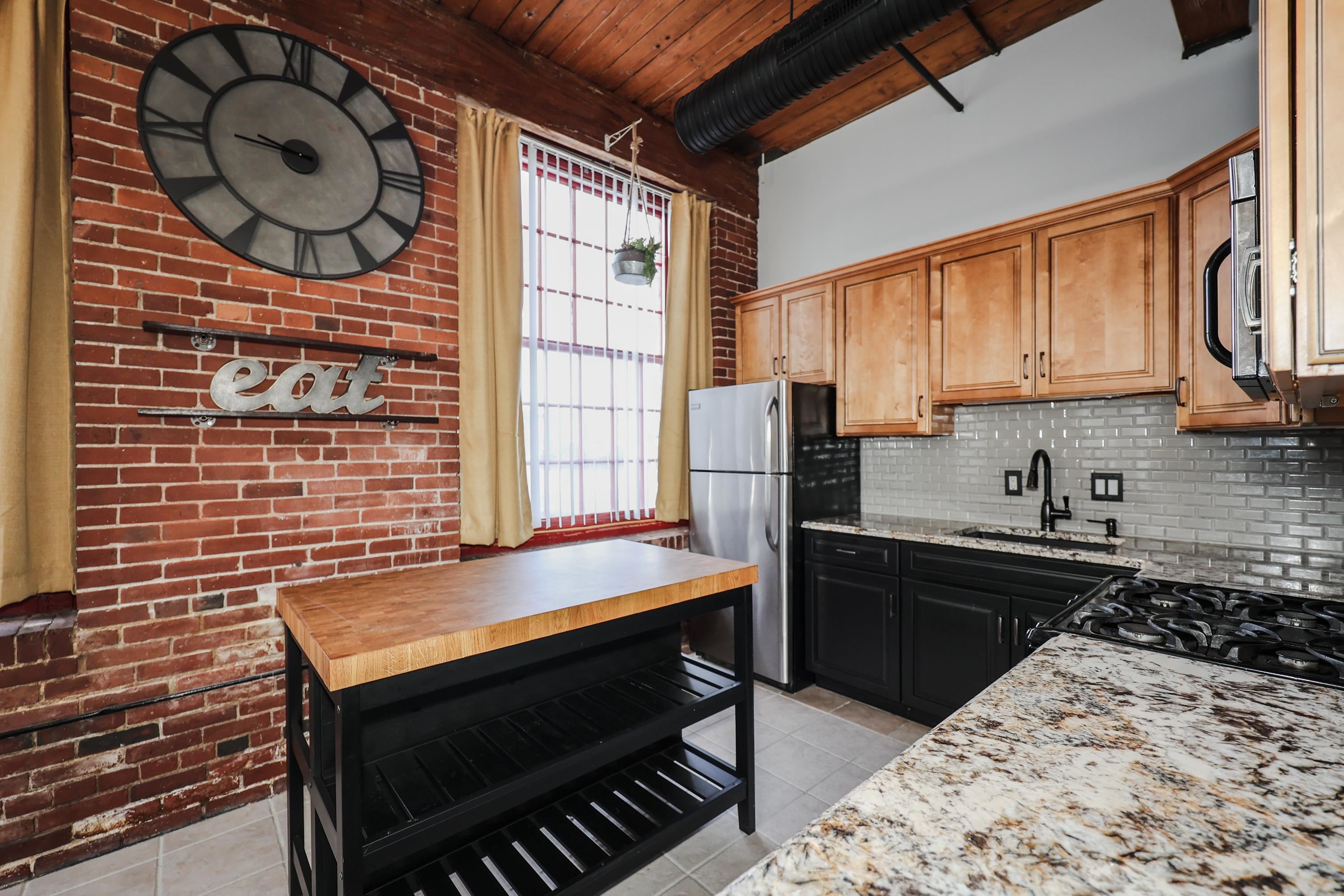 470 Silver Street Unit: 121