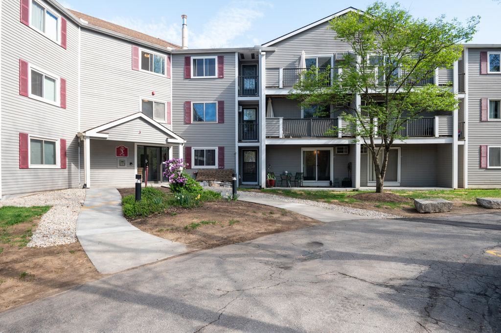 120 Fisherville Road Unit: 103