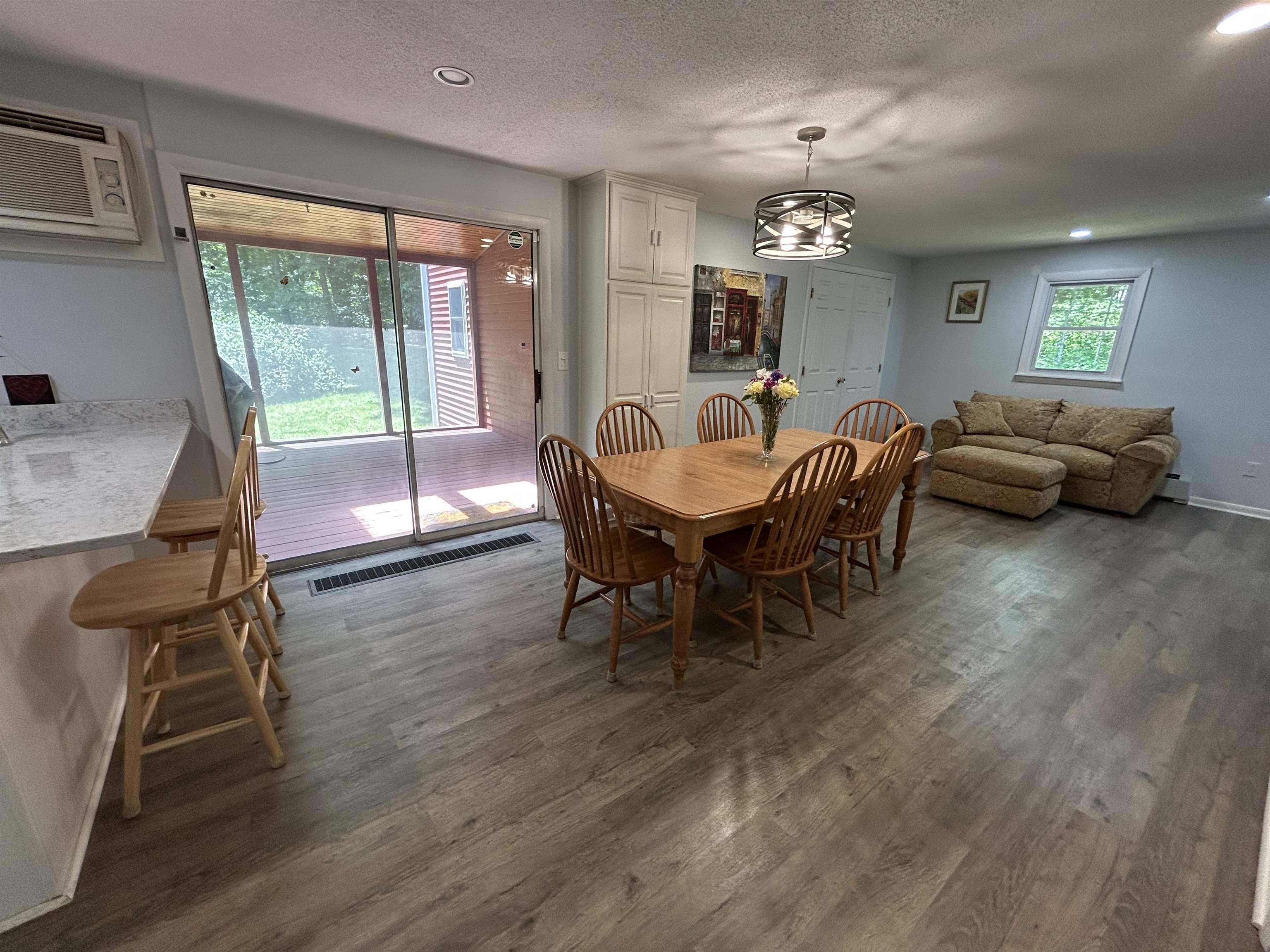 7 Juniper Ridge Road