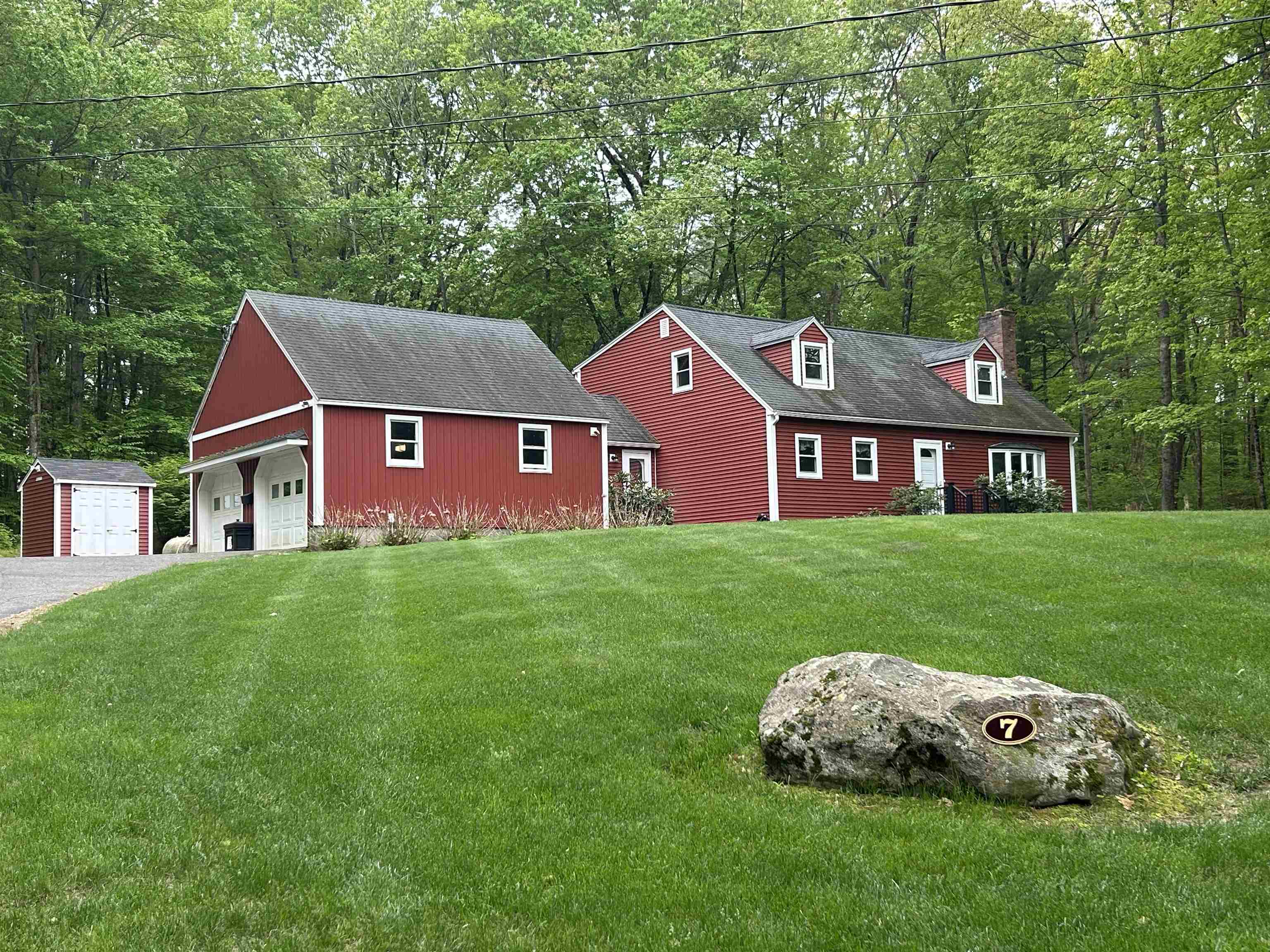 7 Juniper Ridge Road