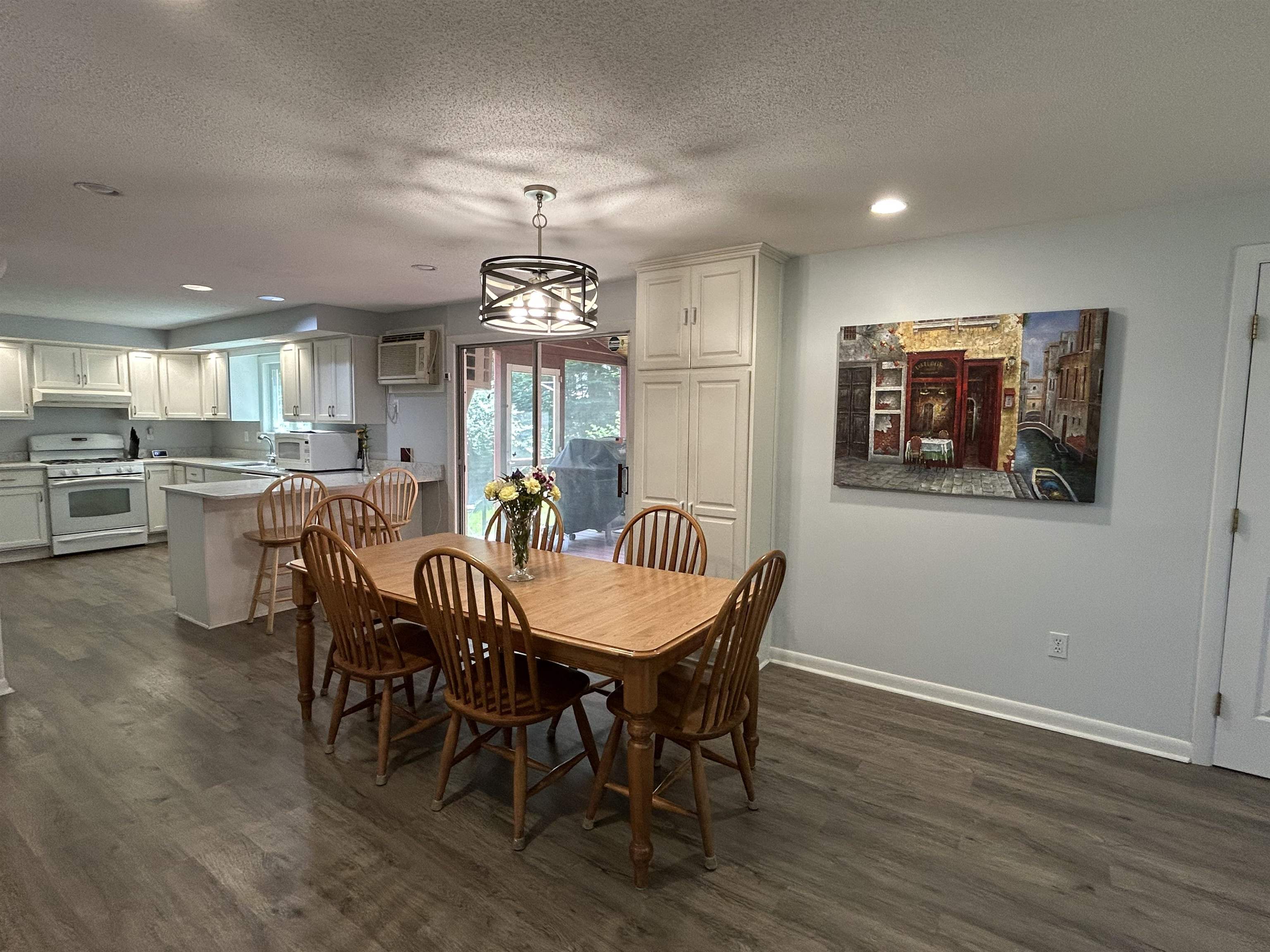 7 Juniper Ridge Road