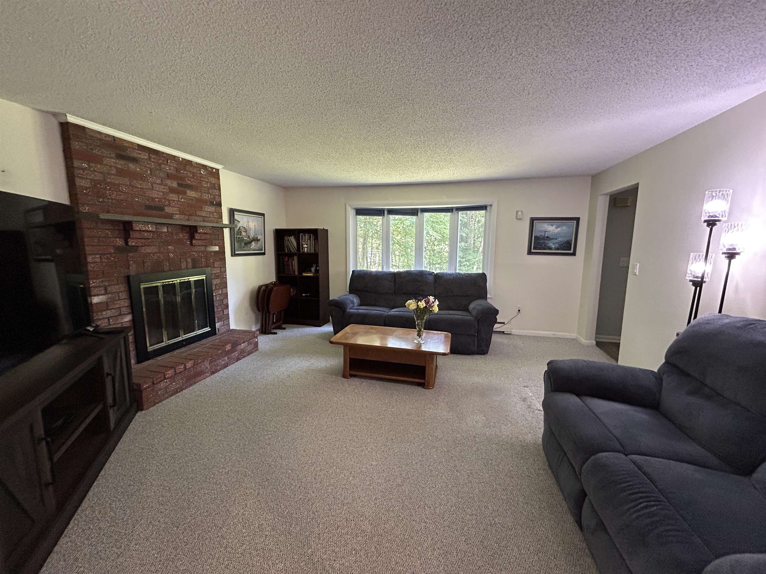7 Juniper Ridge Road