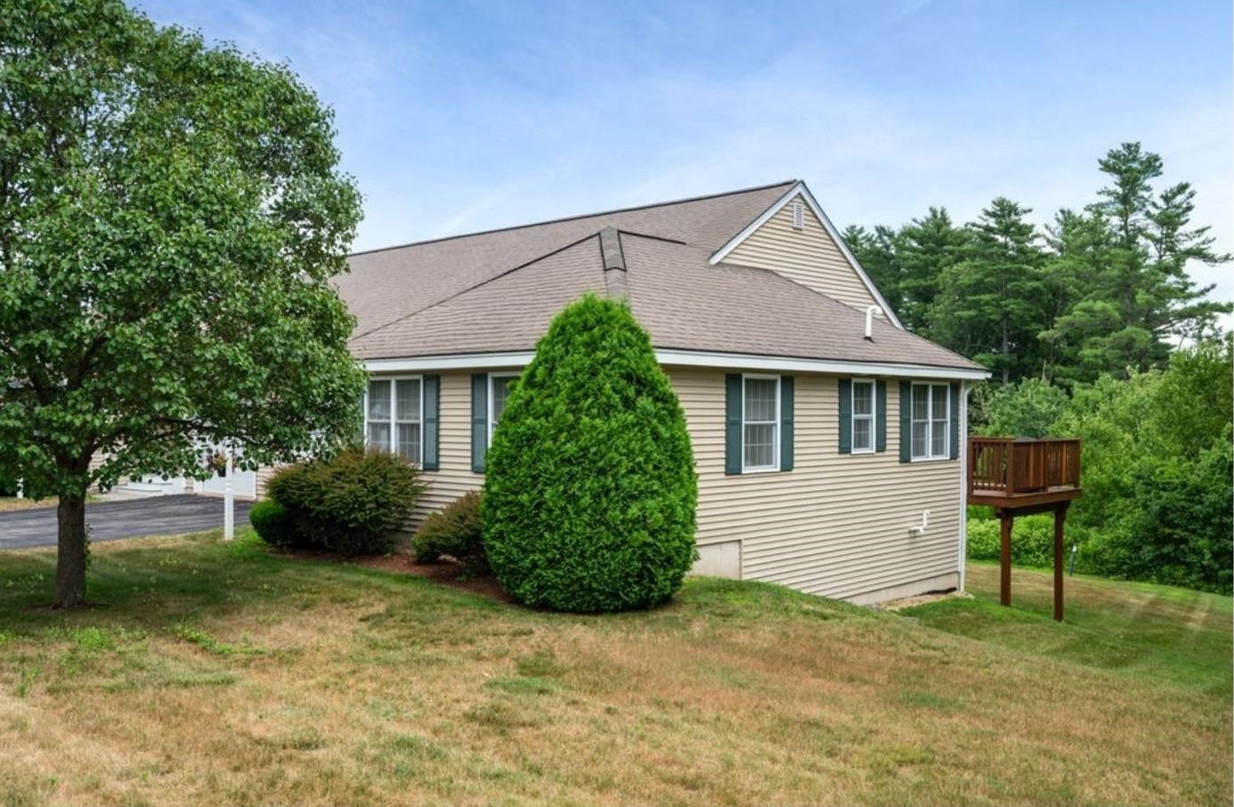 8 Valerie Court Unit: 8