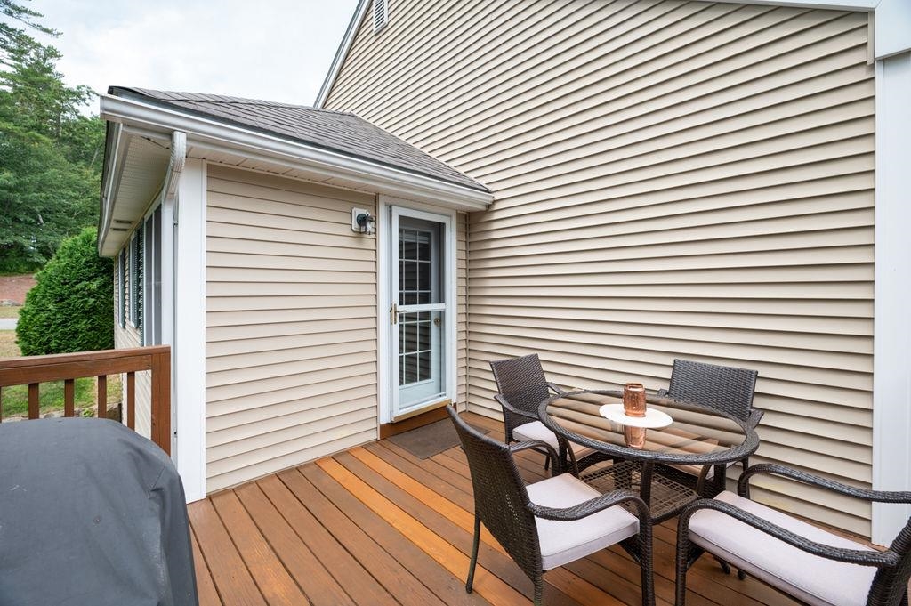 8 Valerie Court Unit: 8