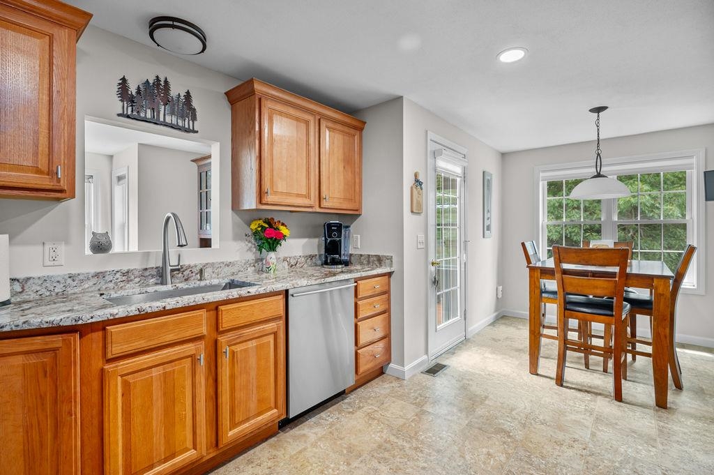 8 Valerie Court Unit: 8