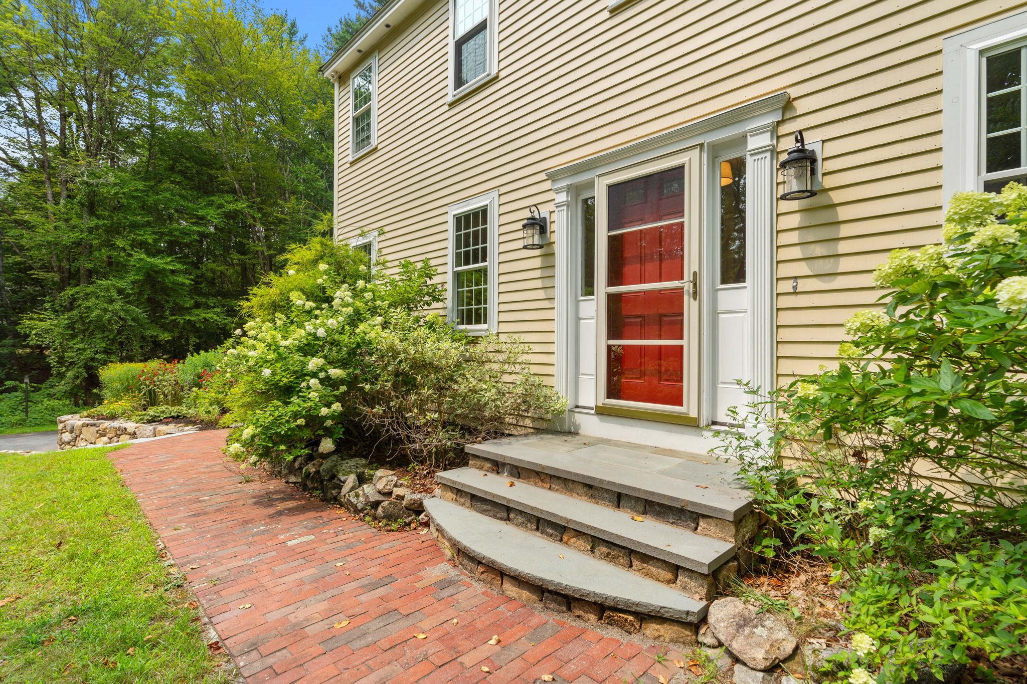 6 Winterberry Drive