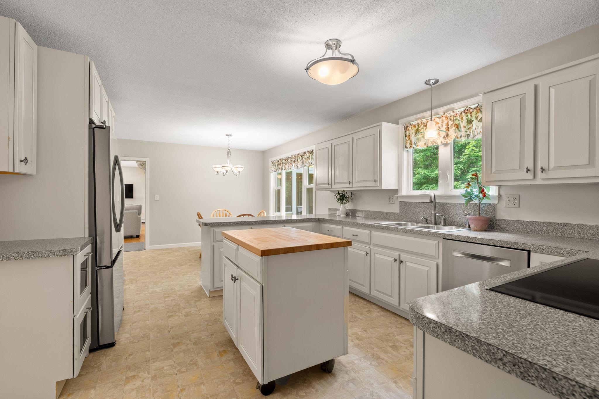 6 Winterberry Drive