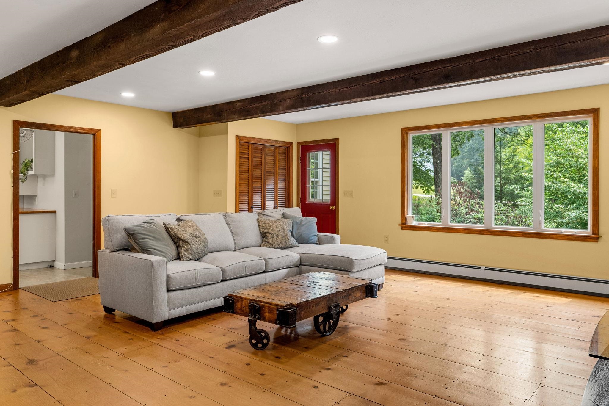 6 Winterberry Drive