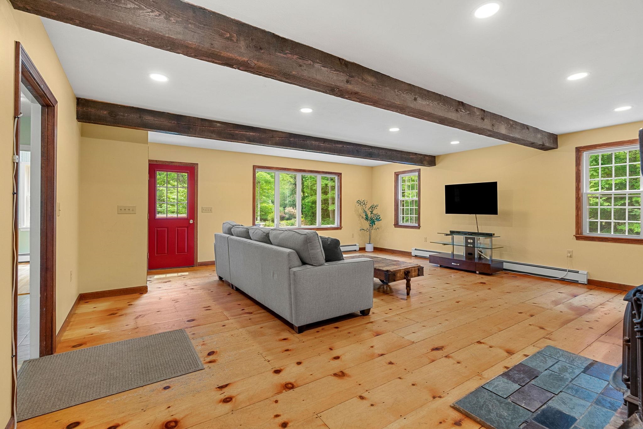 6 Winterberry Drive