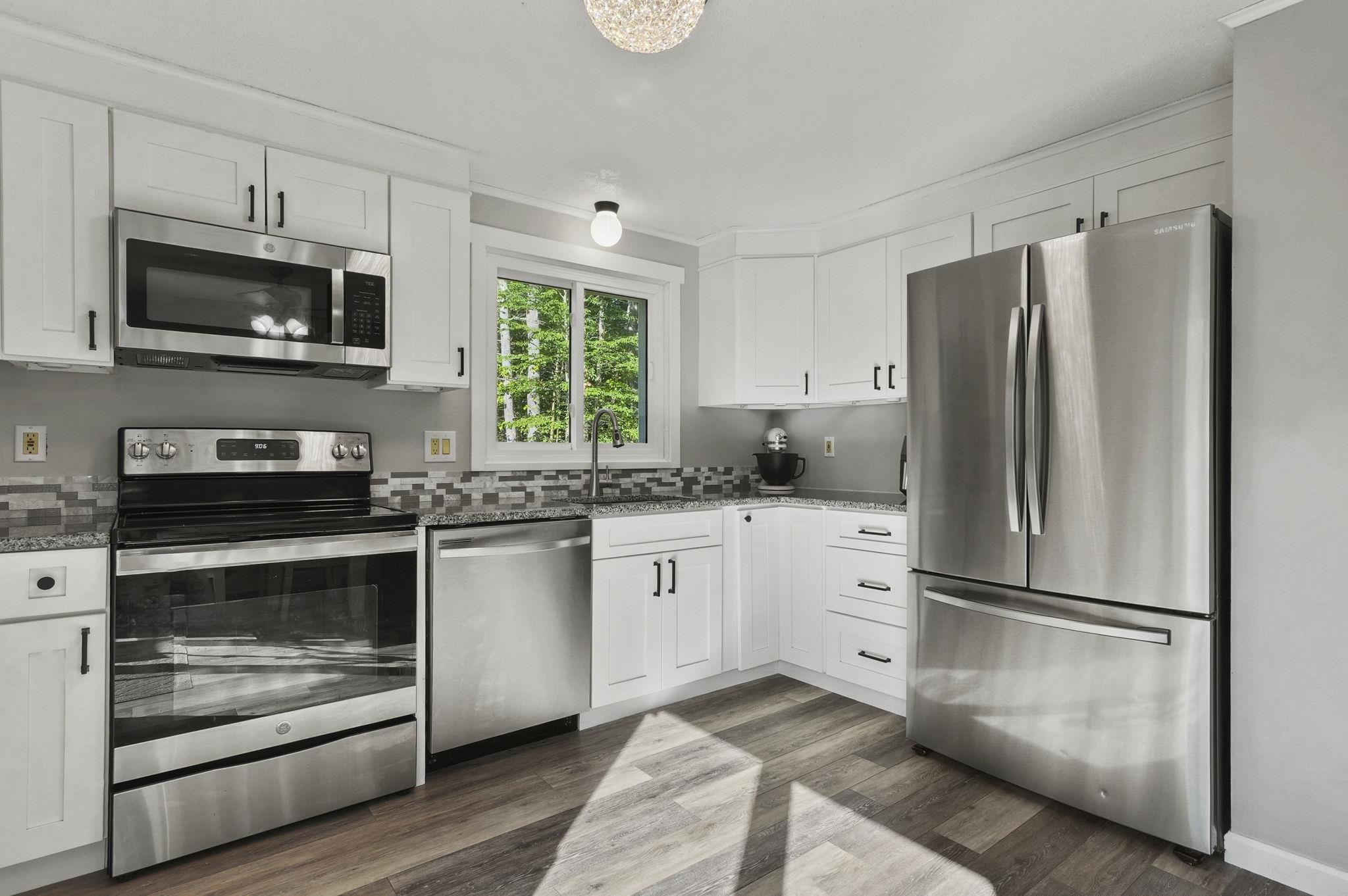 18 Trailside Drive Unit: B
