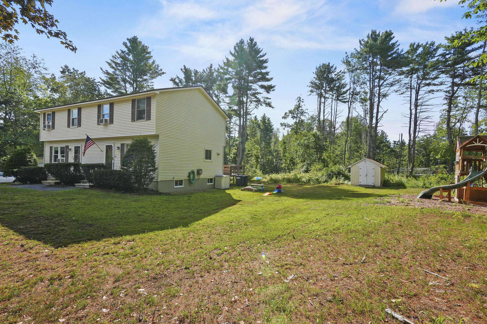 18 Trailside Drive Unit: B