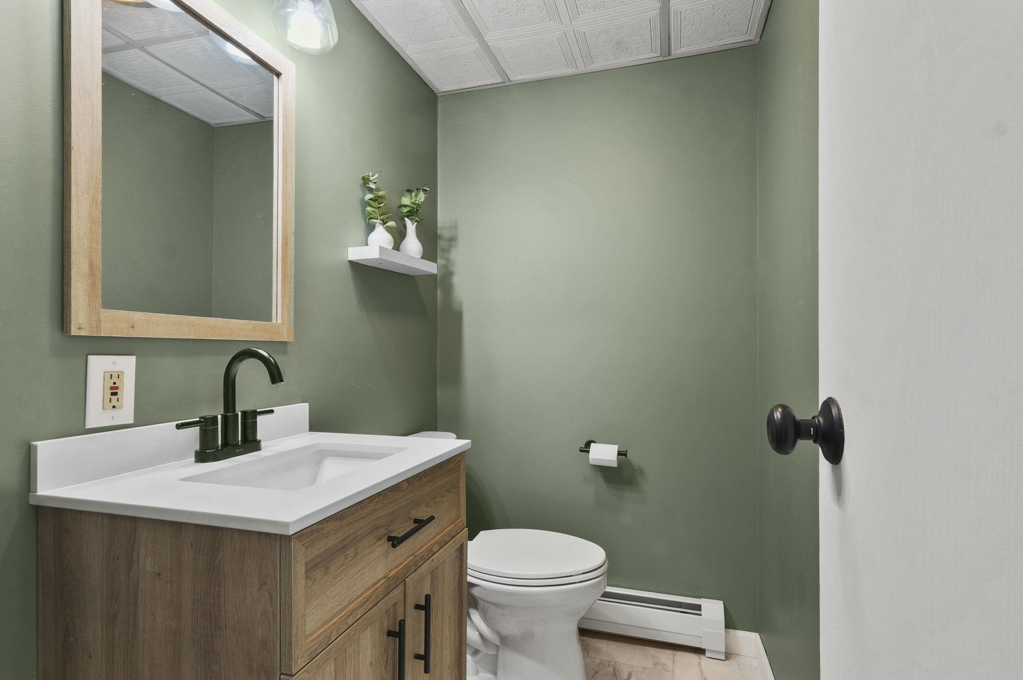 18 Trailside Drive Unit: B