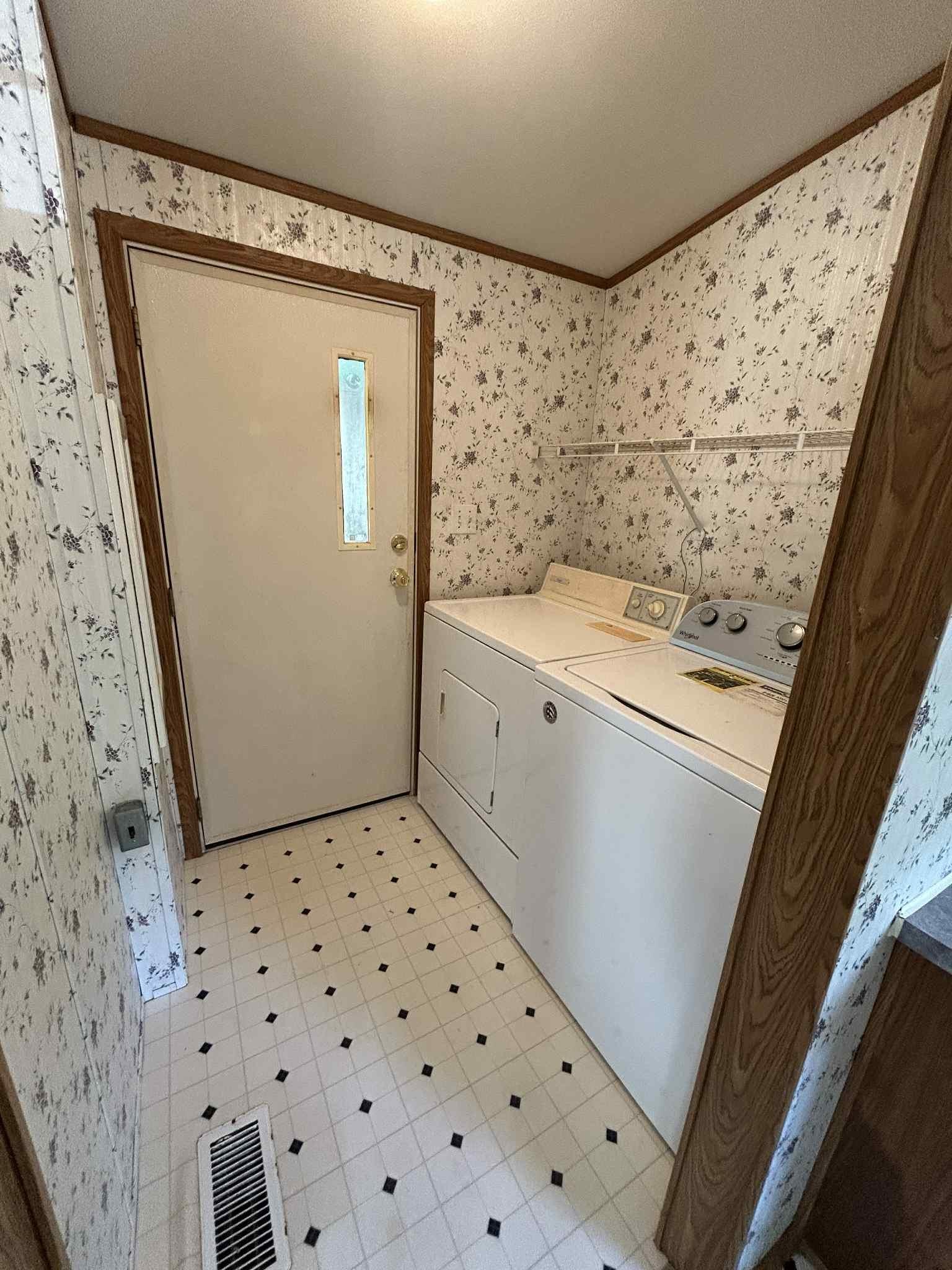 112 Harriman Hill Road