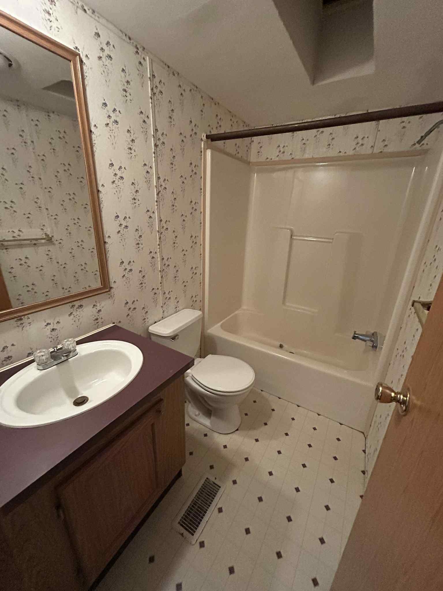 112 Harriman Hill Road