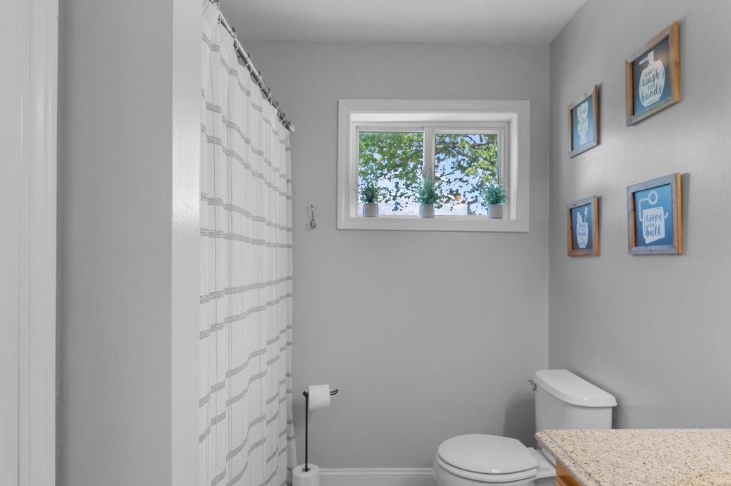 33 W Elmhurst Avenue Unit: C