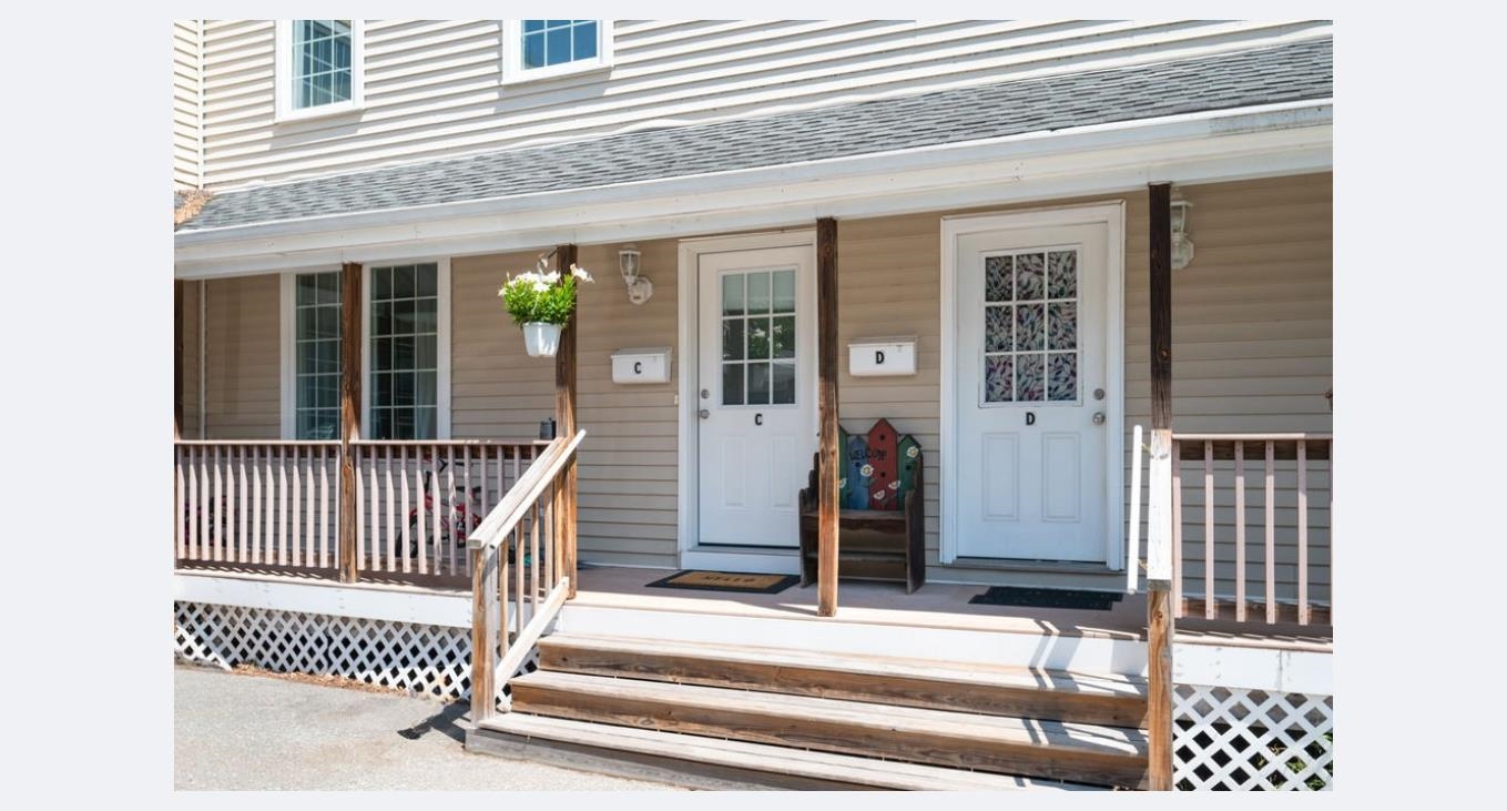 33 W Elmhurst Avenue Unit: C