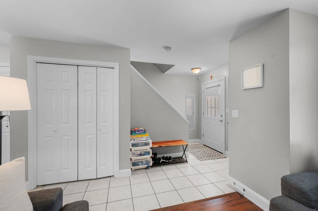 33 W Elmhurst Avenue Unit: C