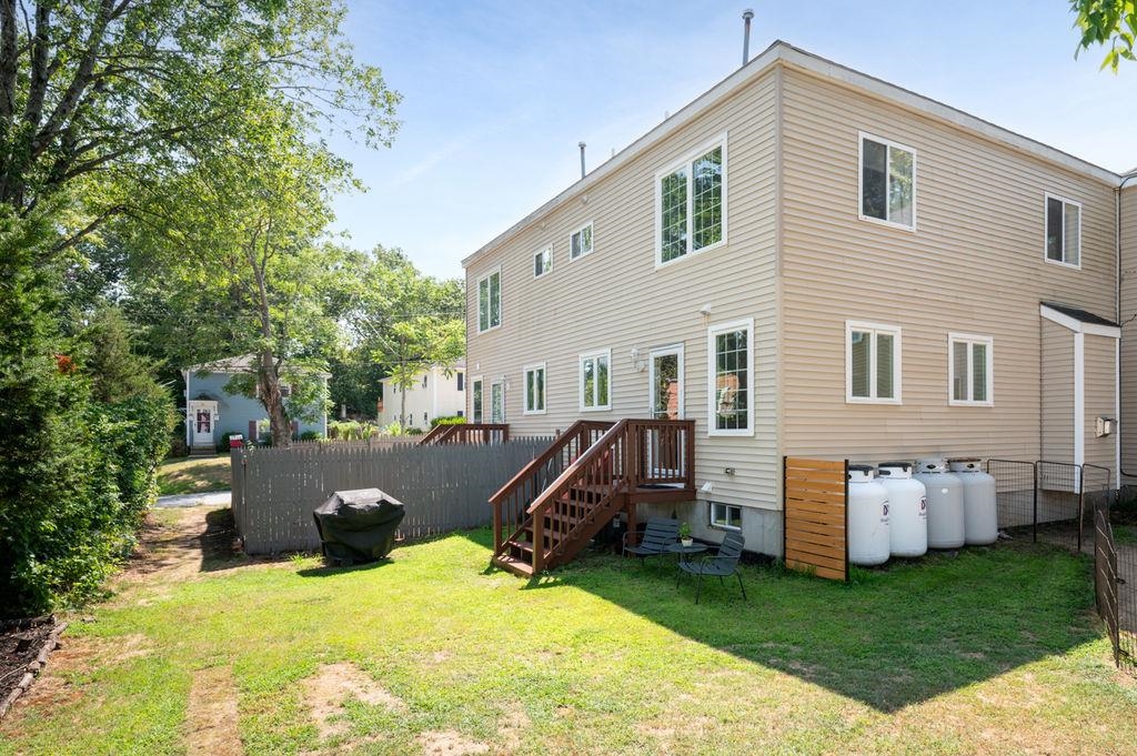 33 W Elmhurst Avenue Unit: C