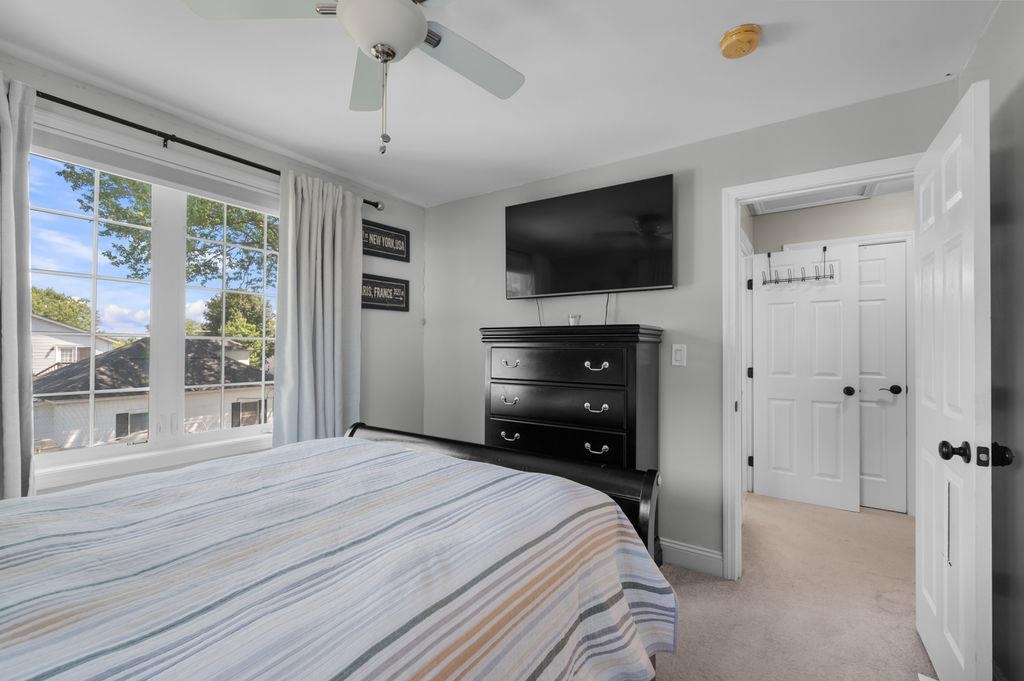 33 W Elmhurst Avenue Unit: C