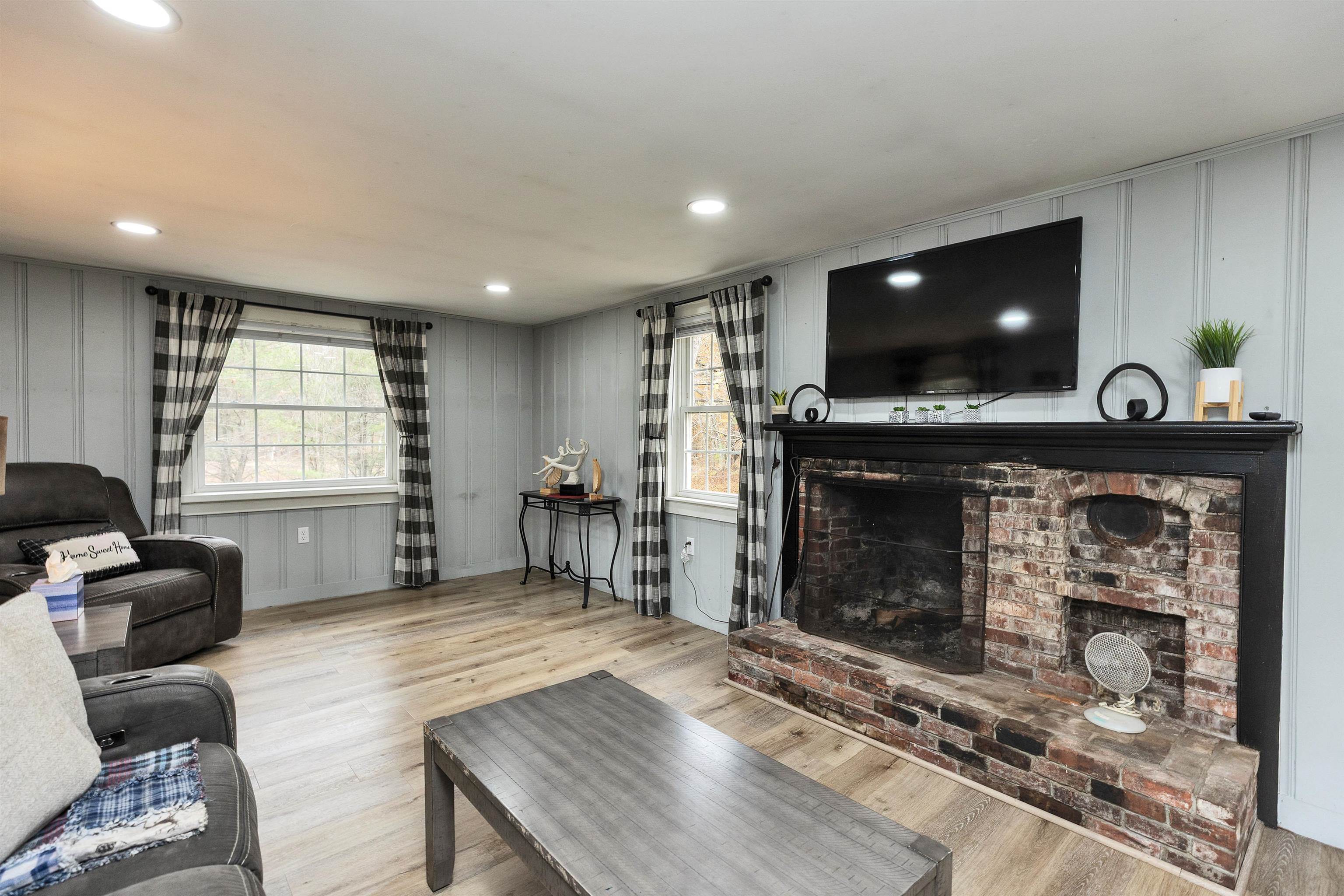 155 Francestown Road