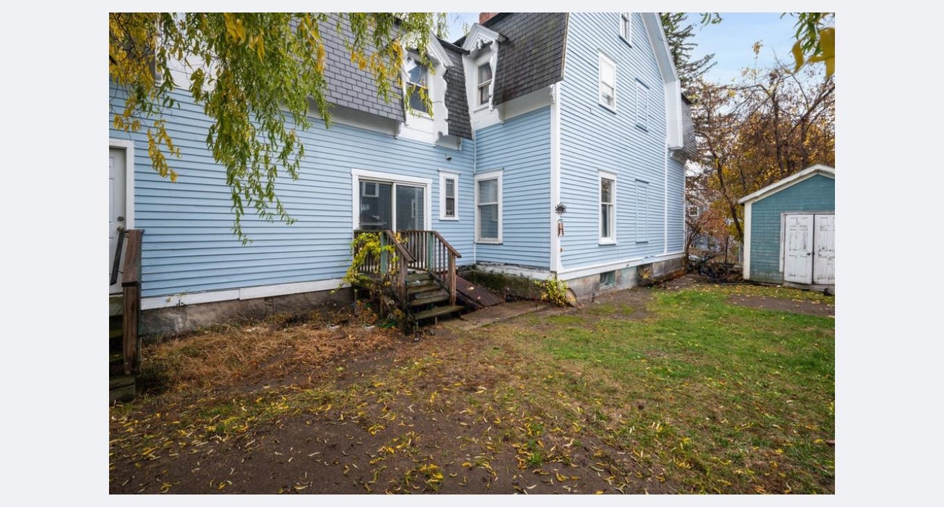 412 Amherst Street