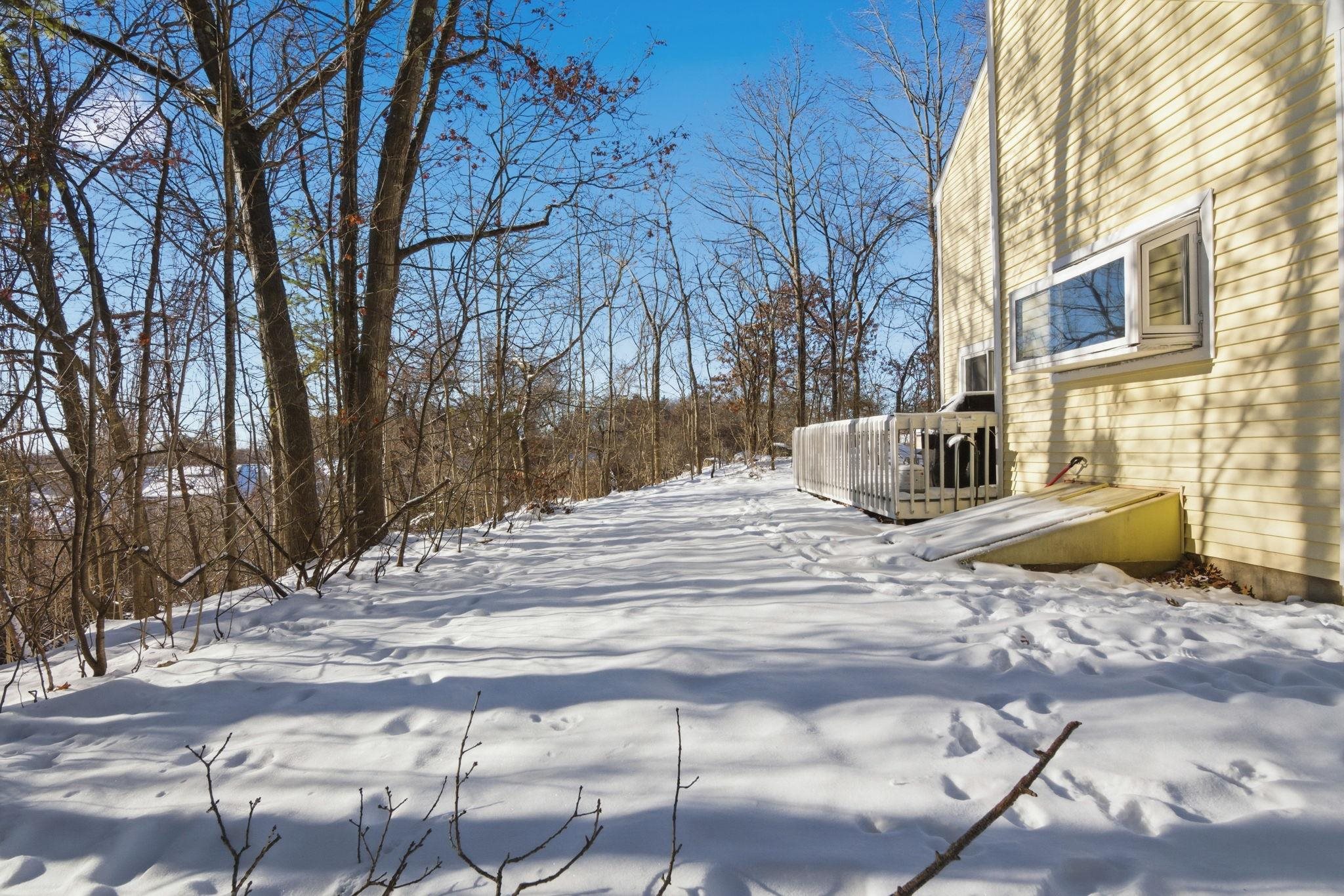 26 Mindy Place Unit: 26