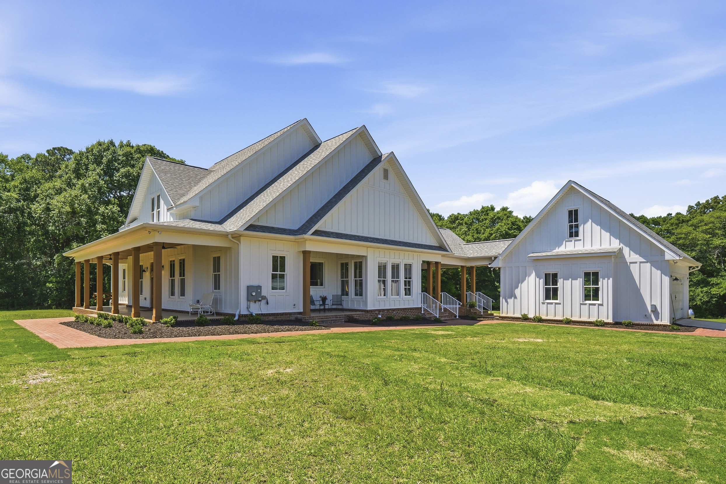 1695 Harper Road