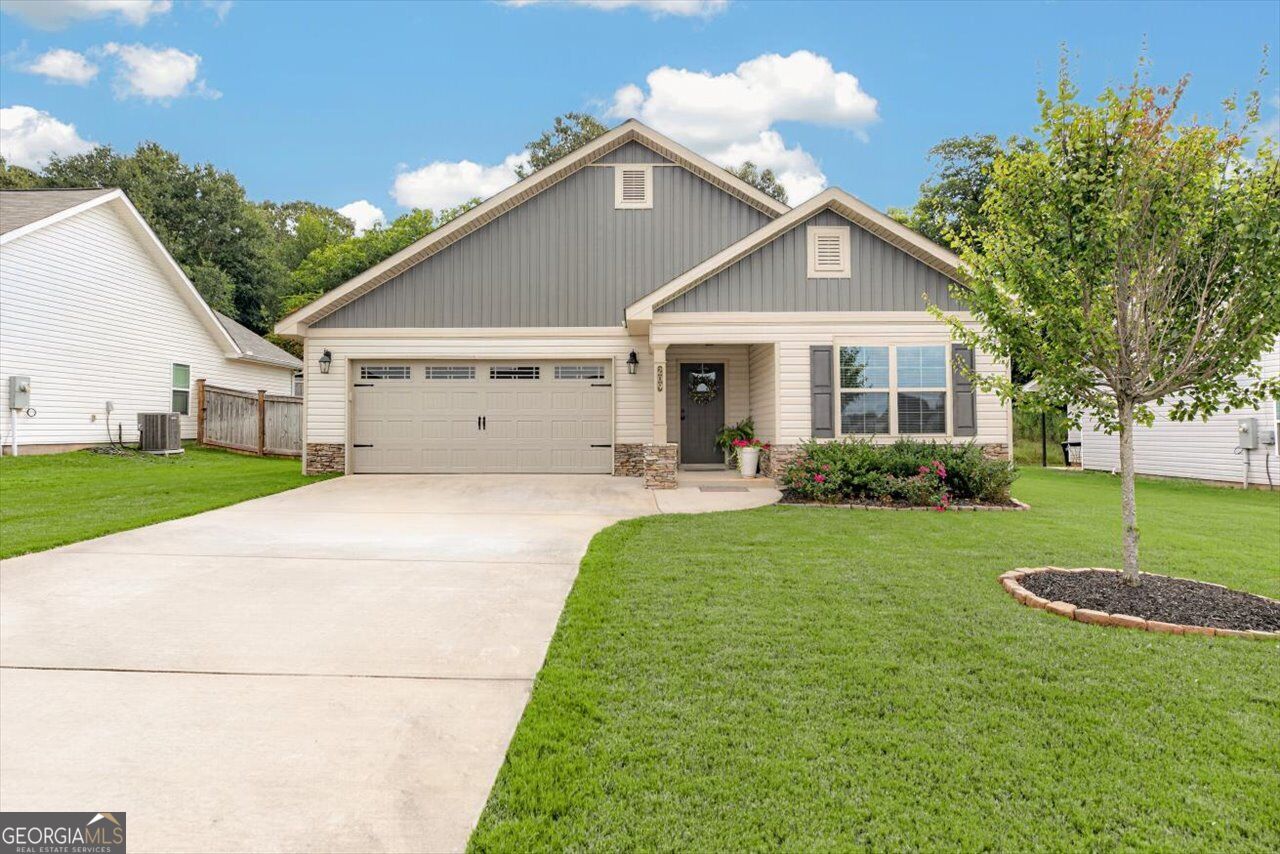 209 Red Tail Circle