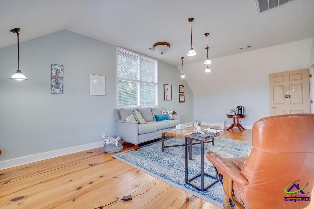 110 Kellwood Drive