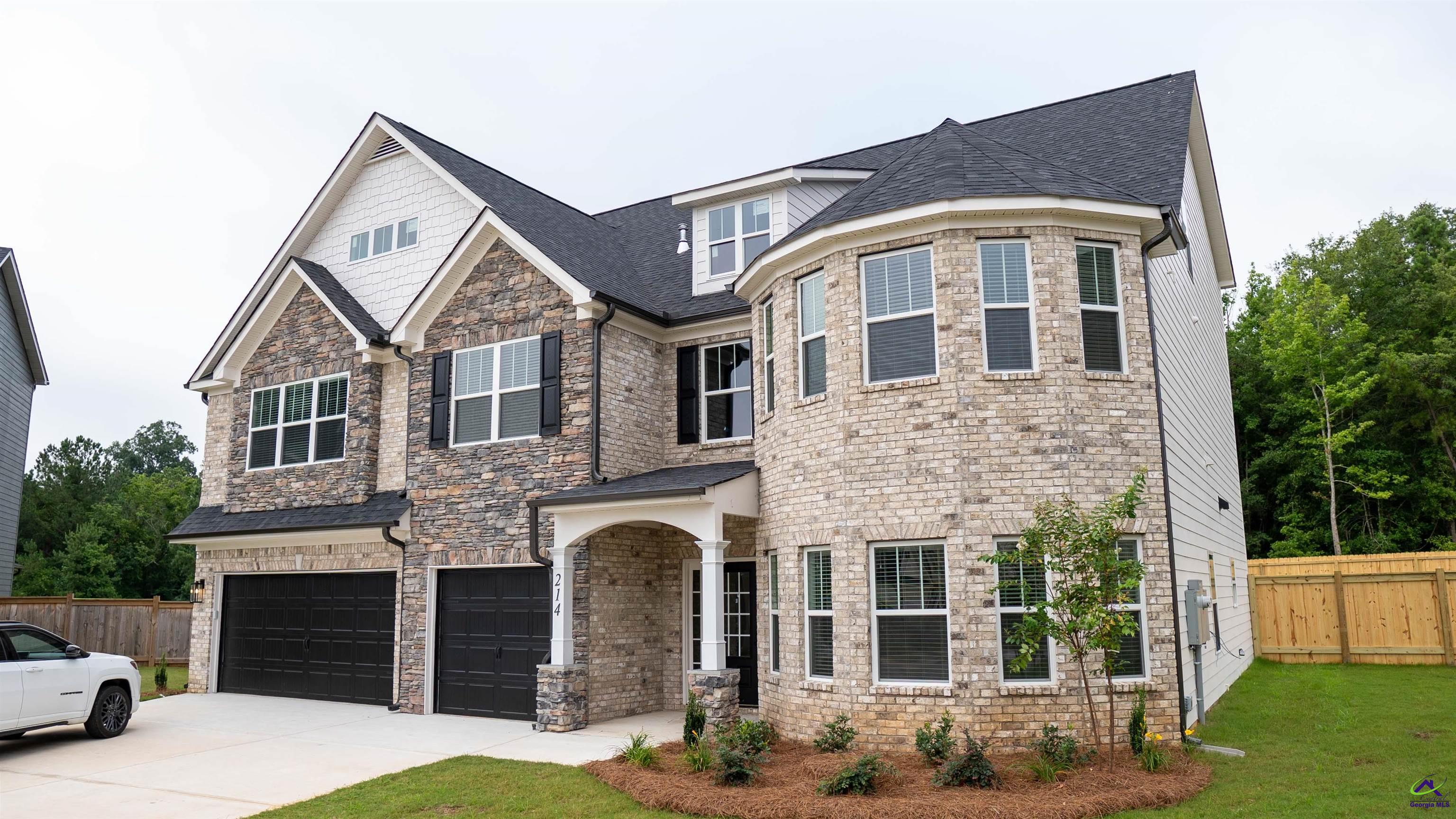 214 Cedar Leaf Trail