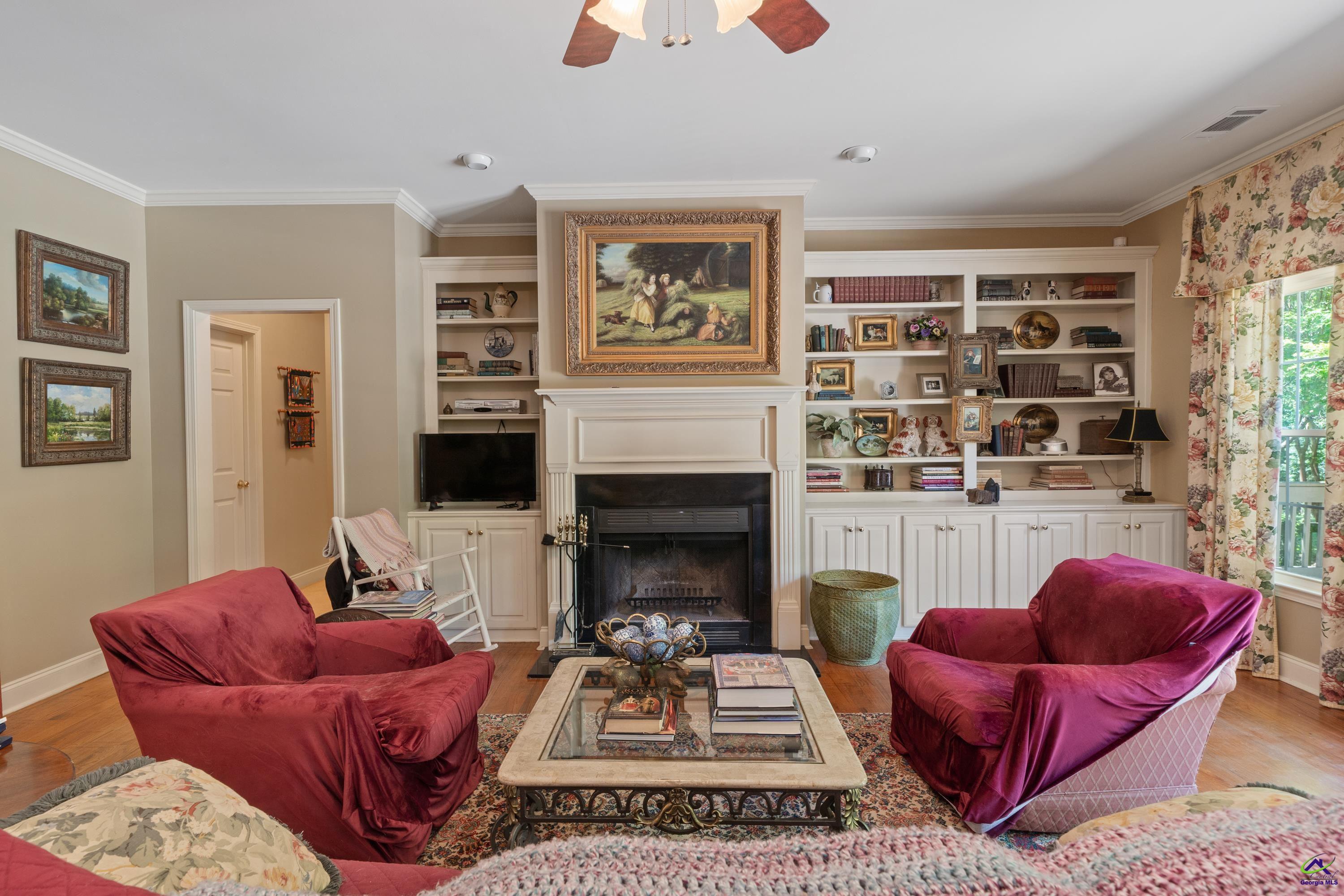 2099 Kings Chapel Road