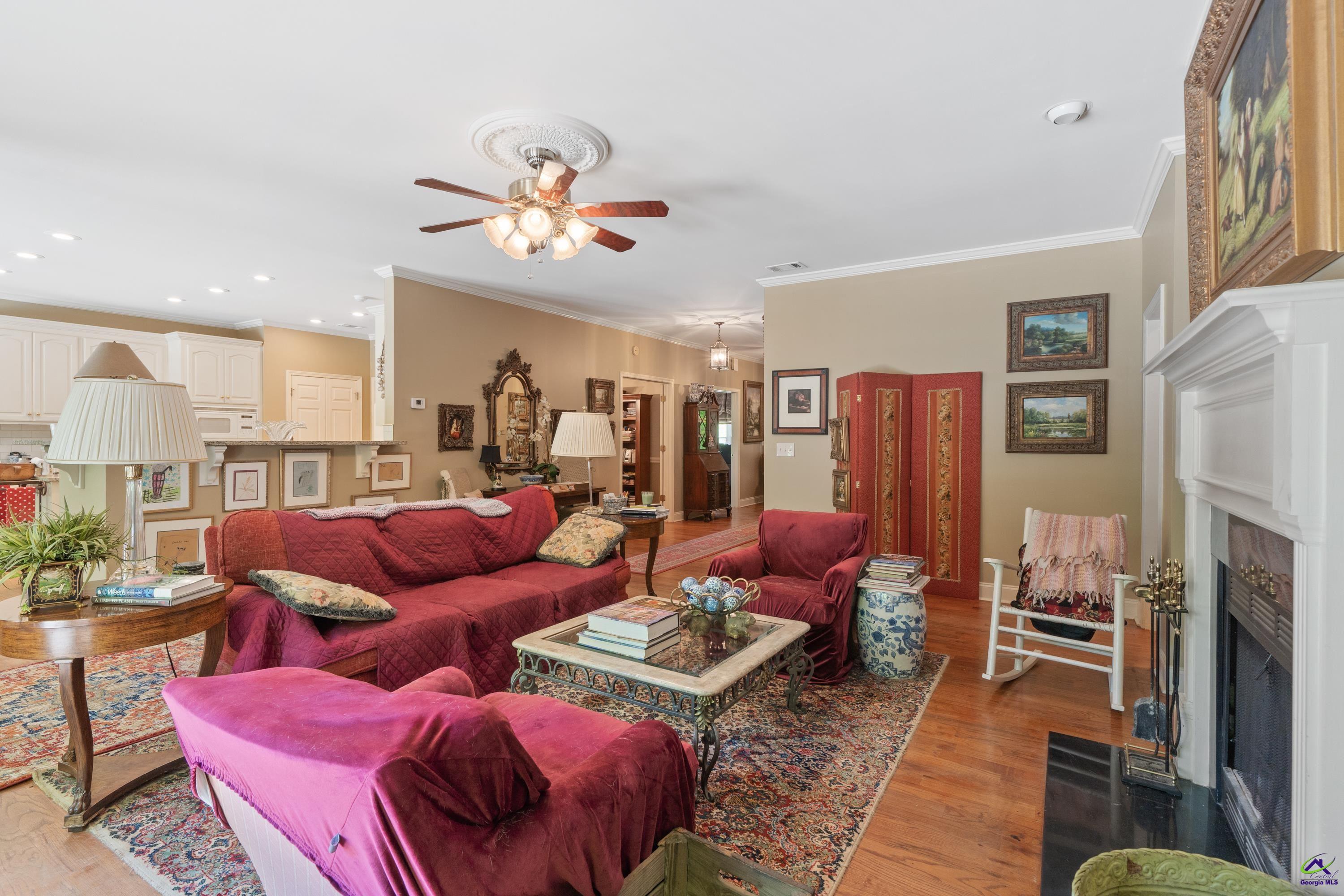 2099 Kings Chapel Road