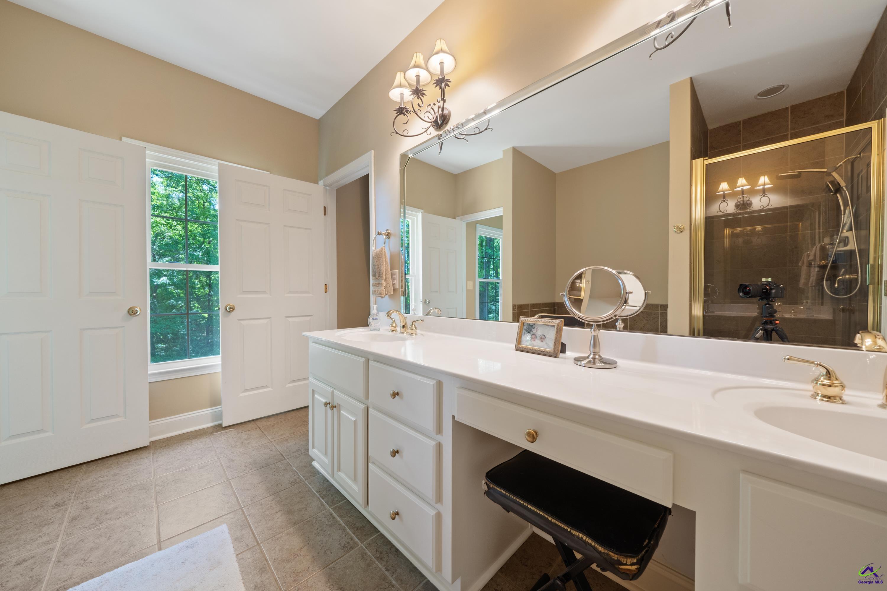 2099 Kings Chapel Road