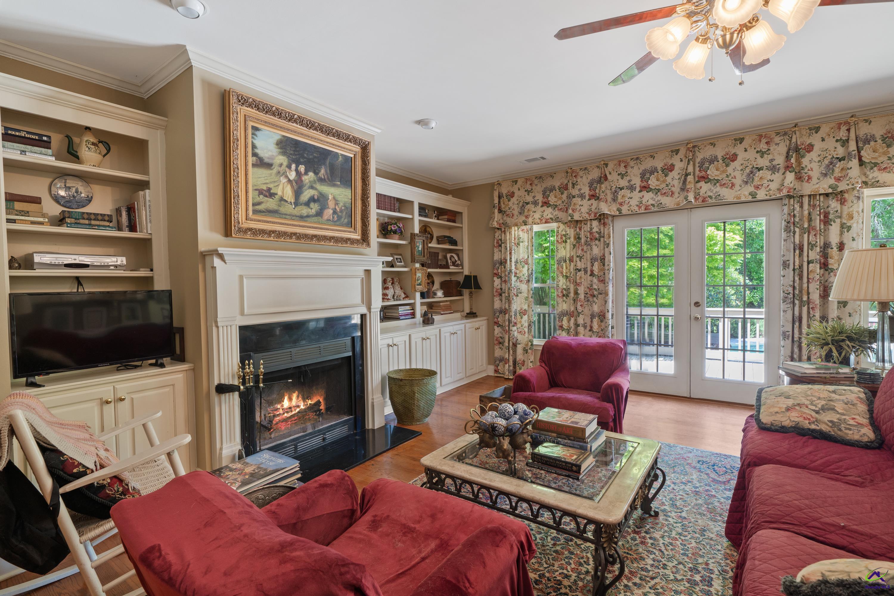 2099 Kings Chapel Road