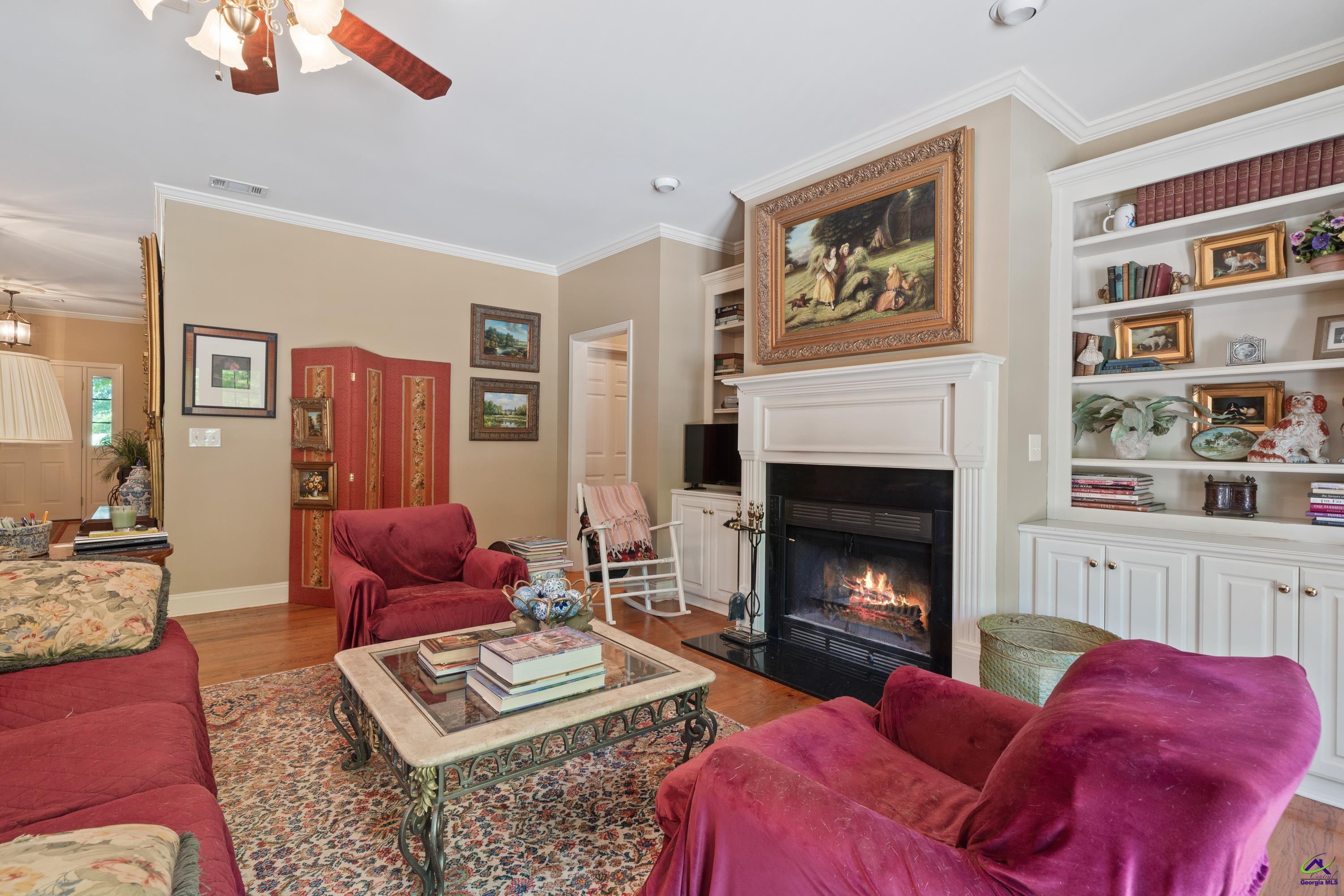 2099 Kings Chapel Road