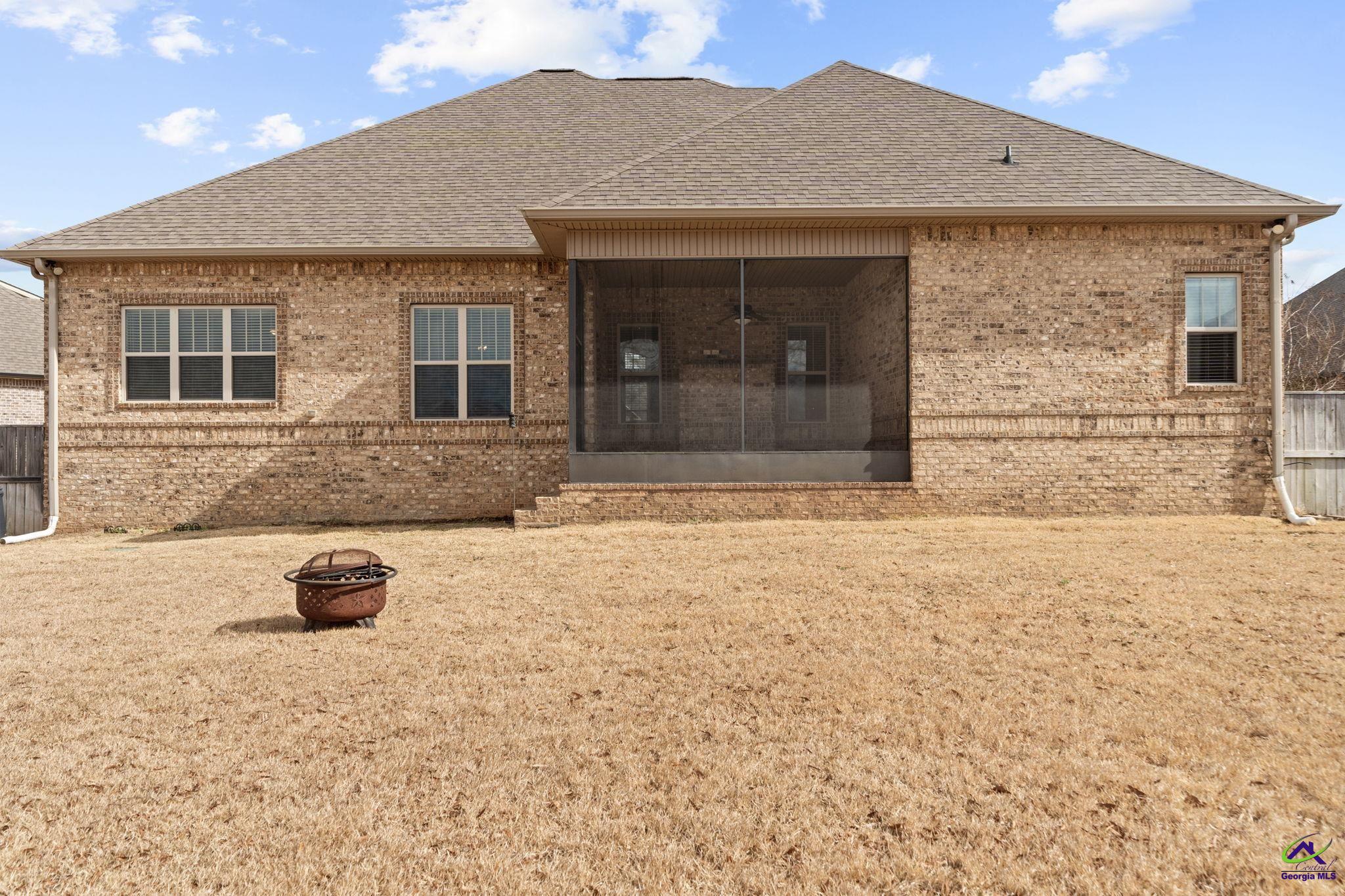 703 Gus Court