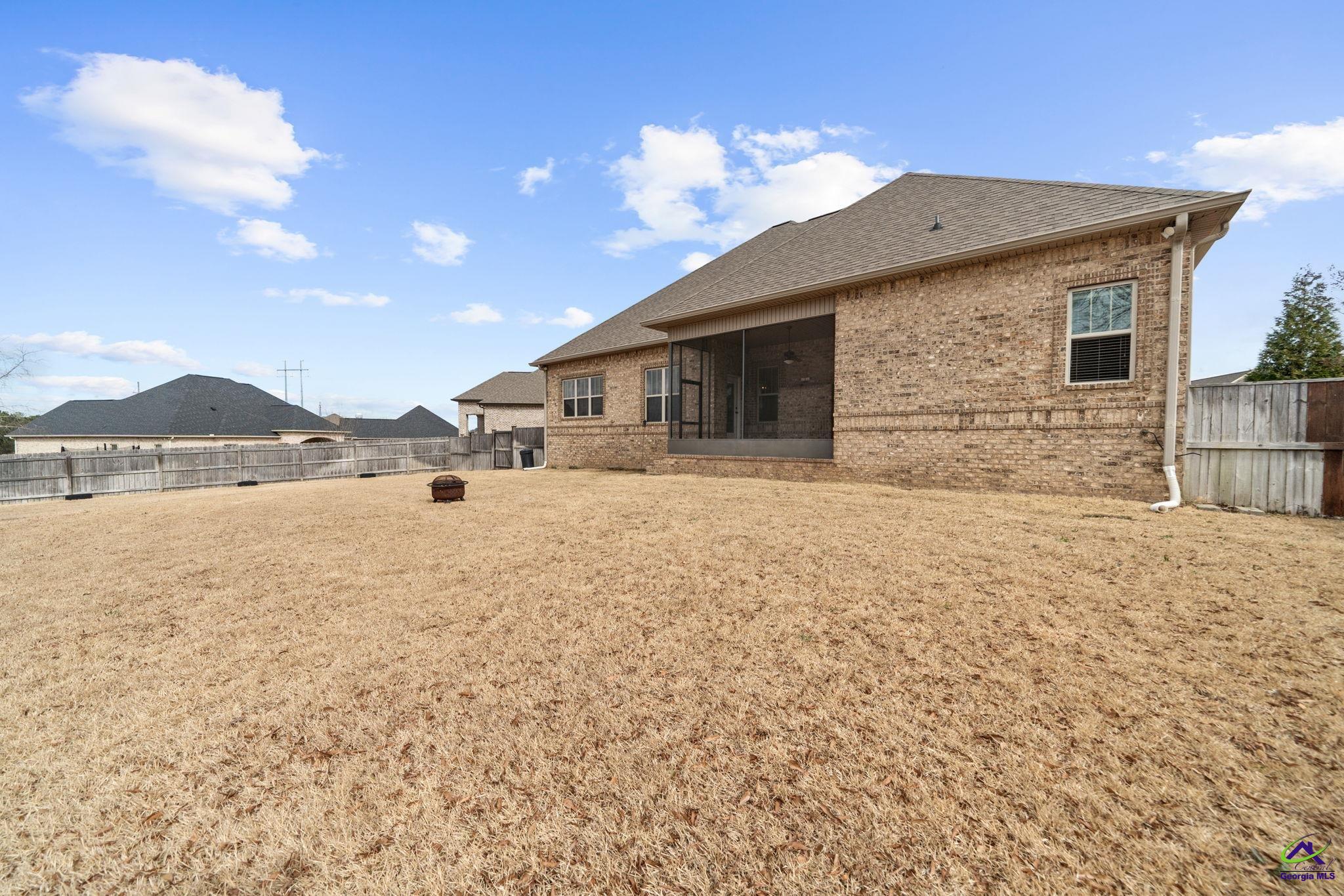703 Gus Court