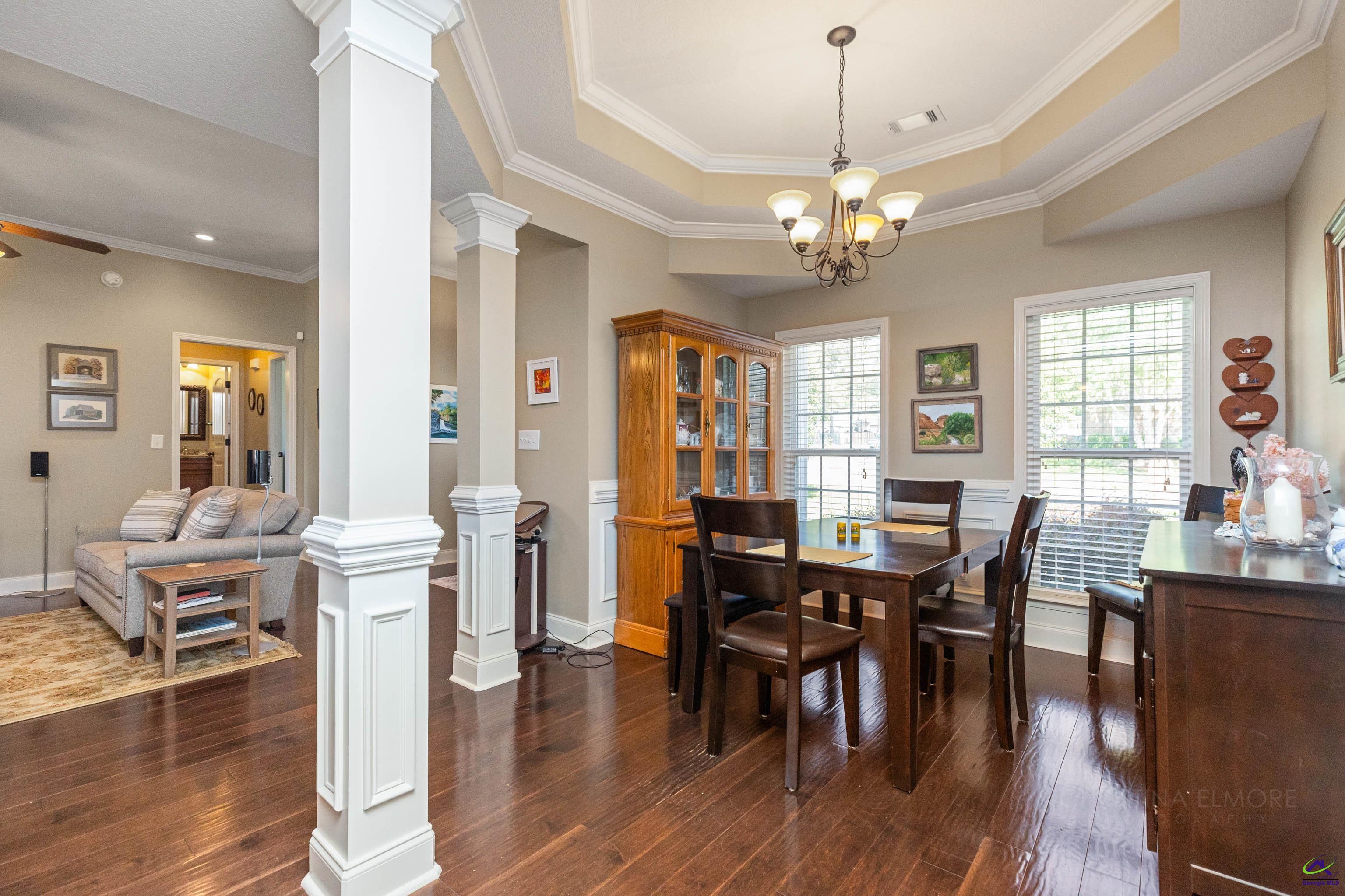 511 Amberley Court