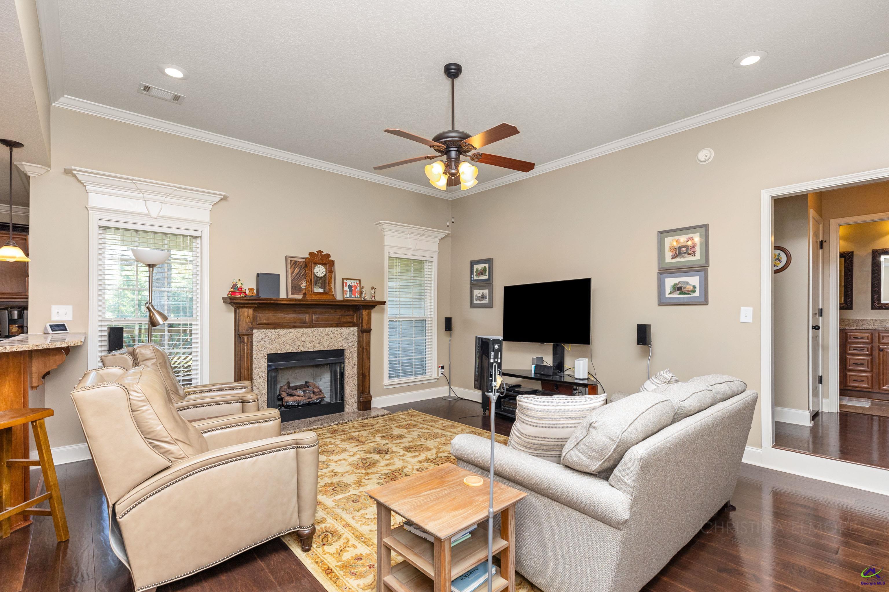 511 Amberley Court
