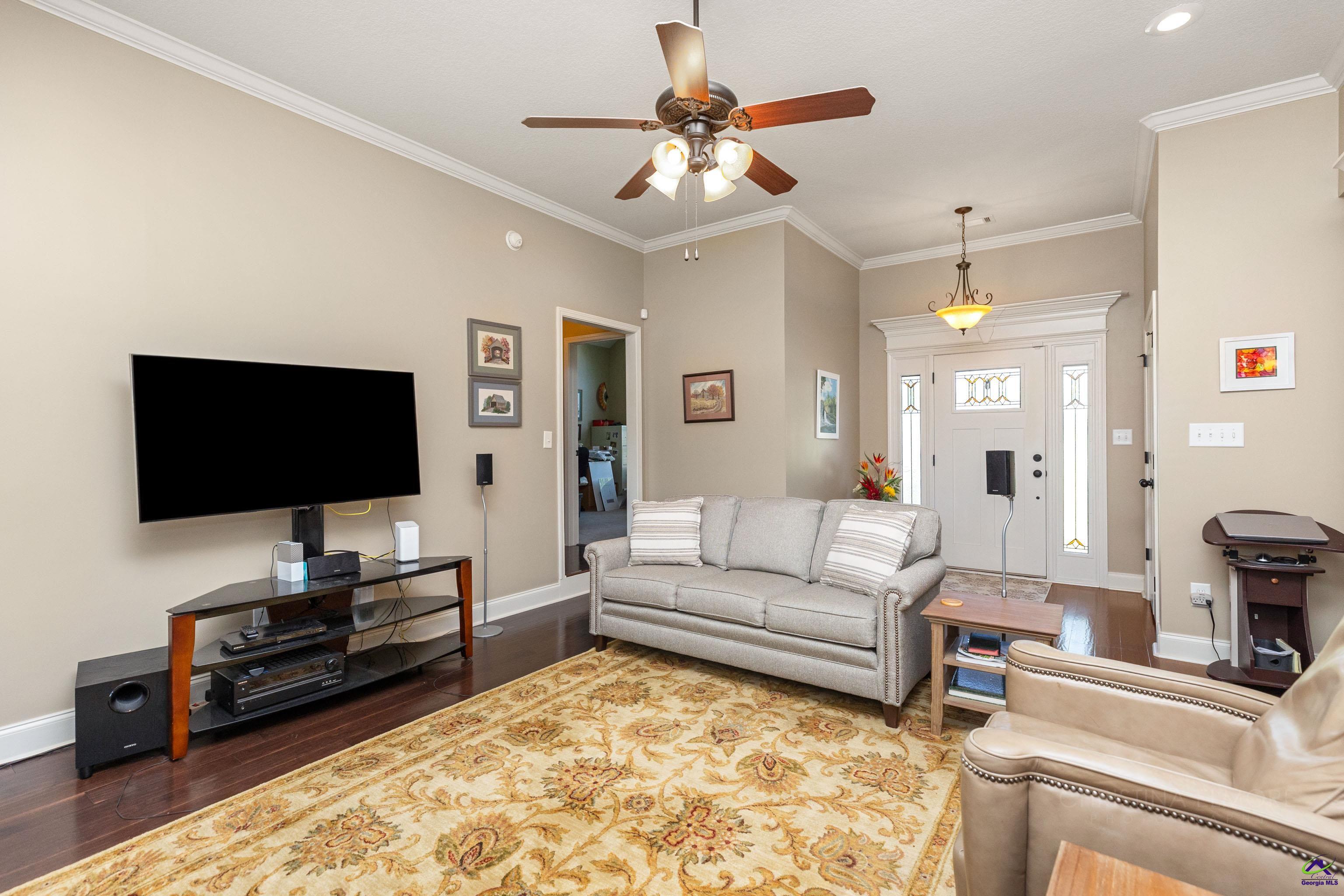 511 Amberley Court