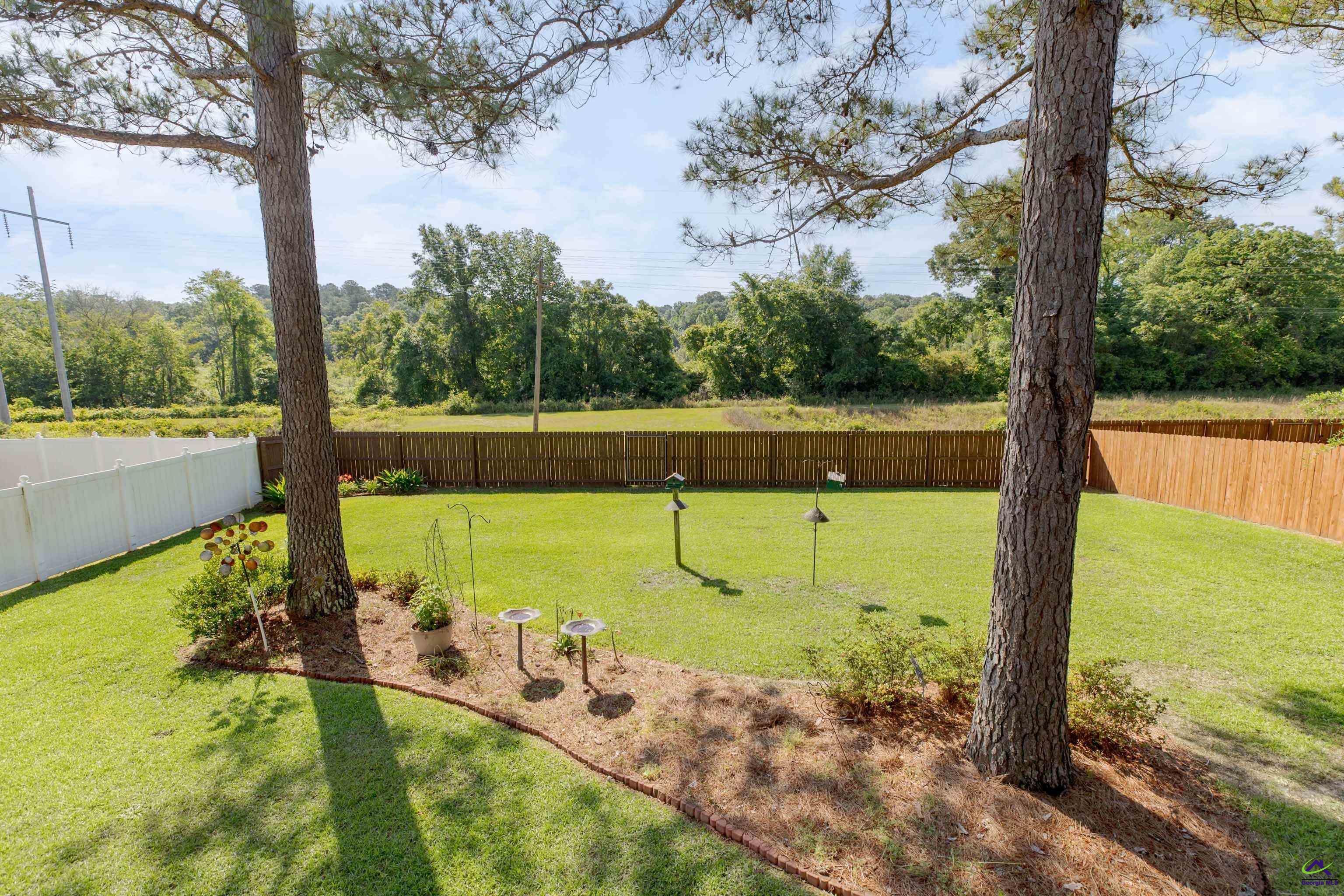 511 Amberley Court