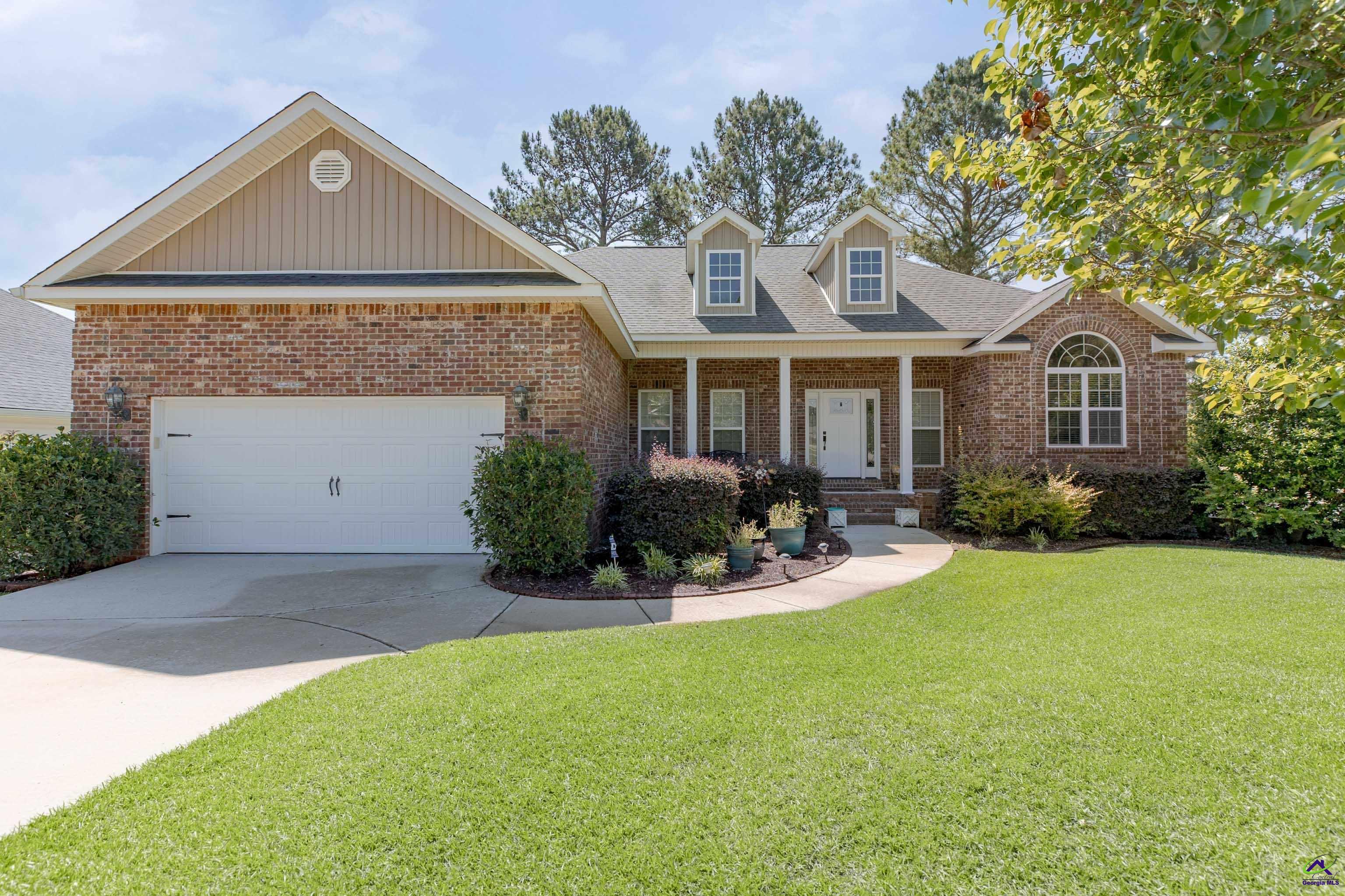511 Amberley Court