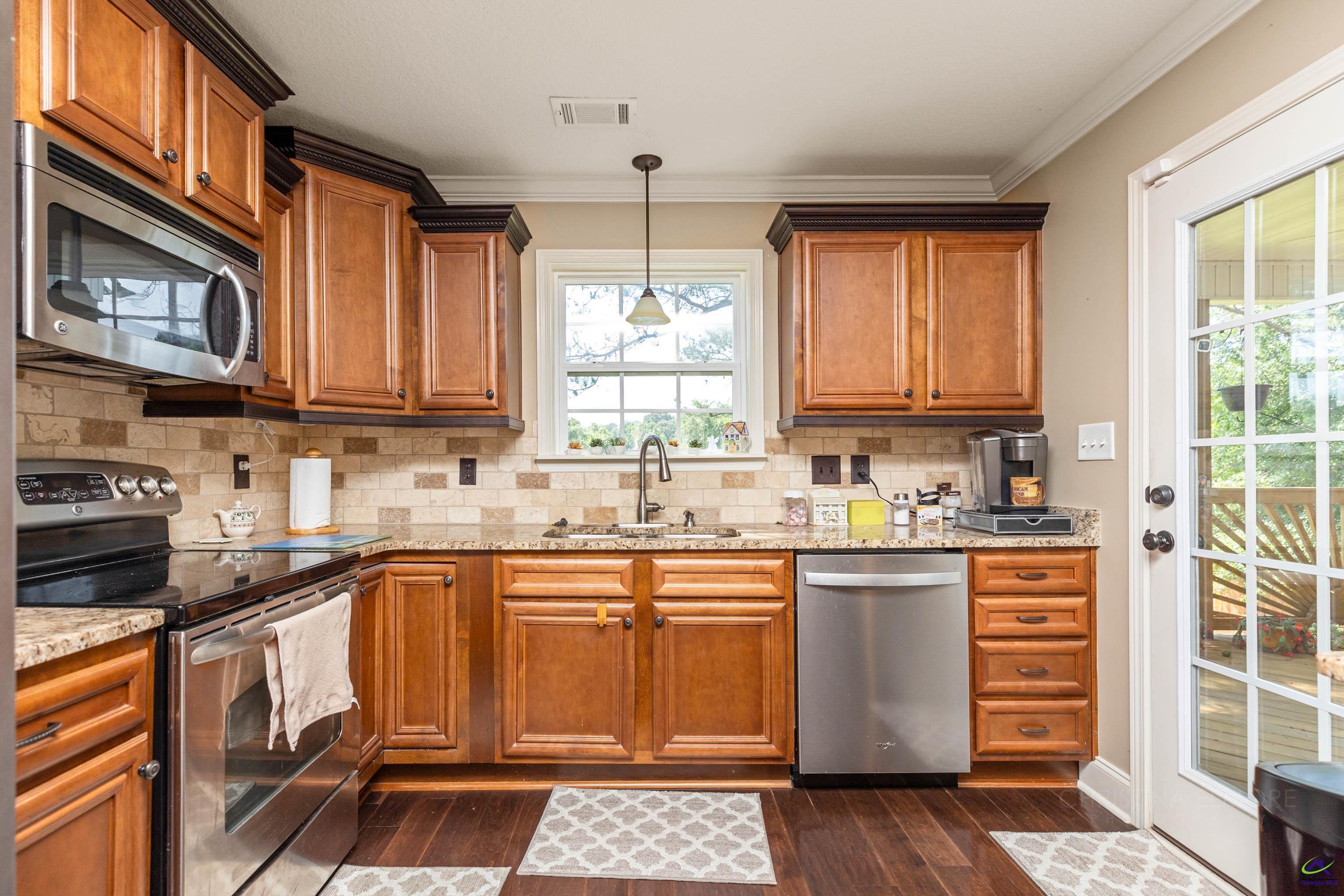 511 Amberley Court
