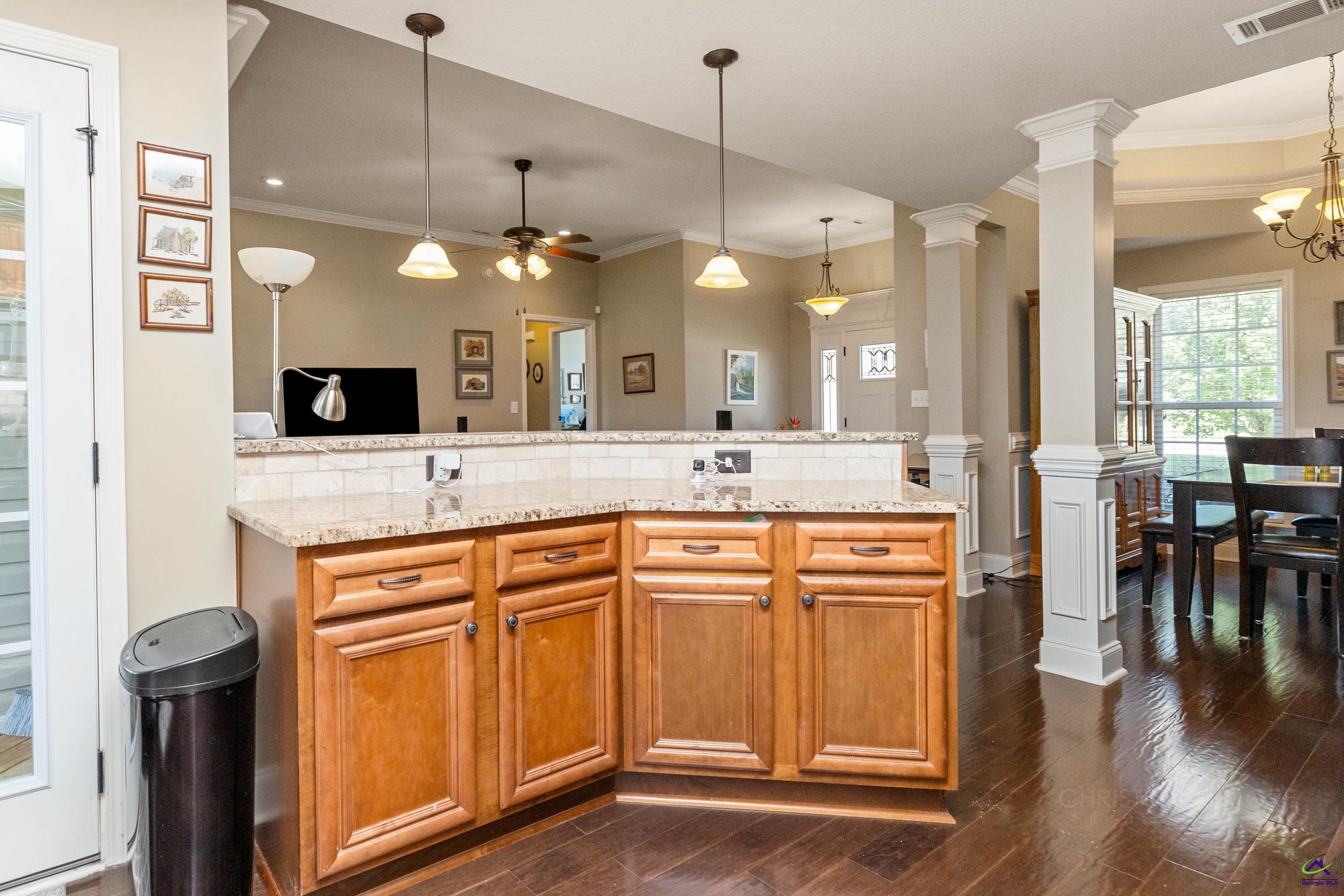 511 Amberley Court
