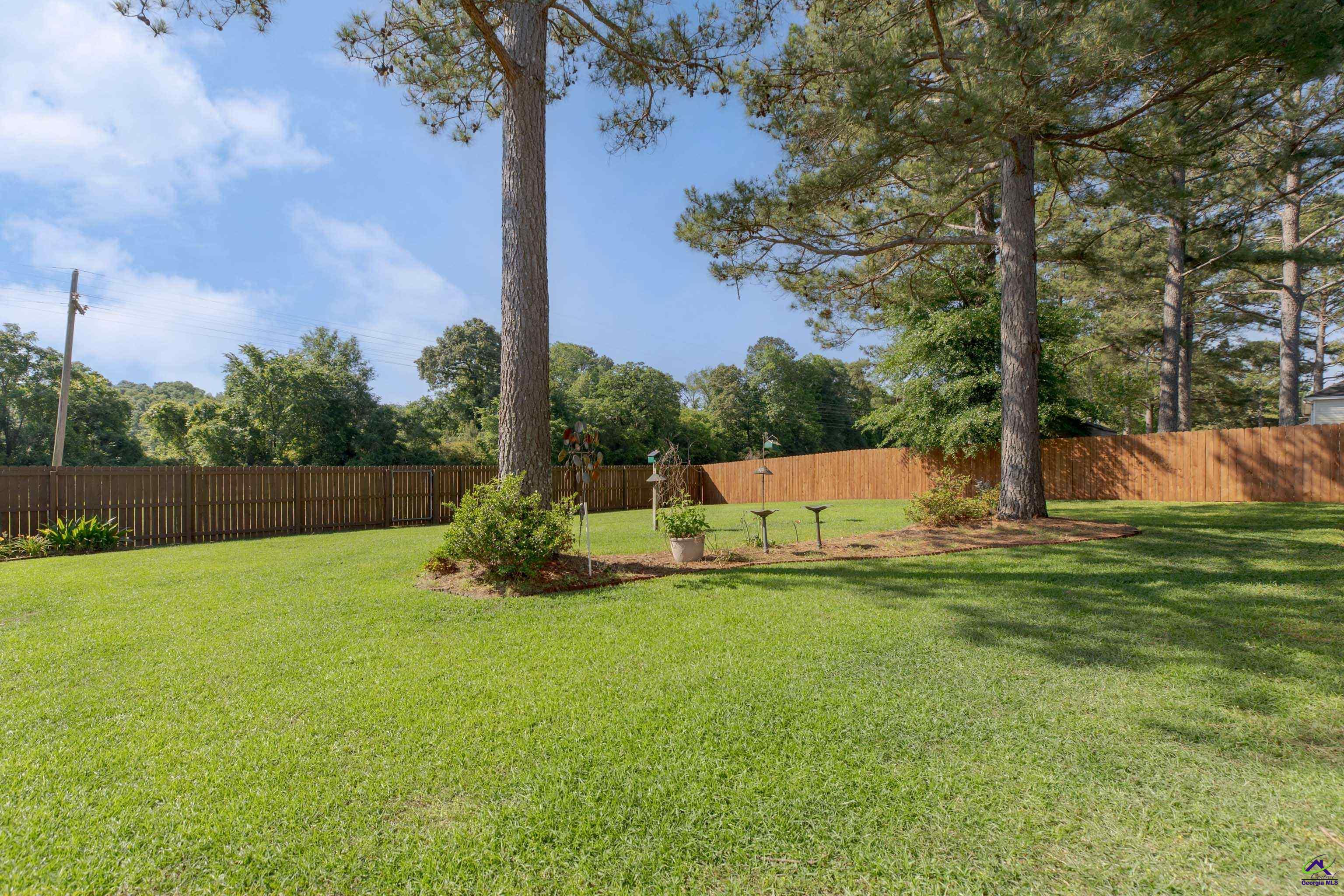 511 Amberley Court