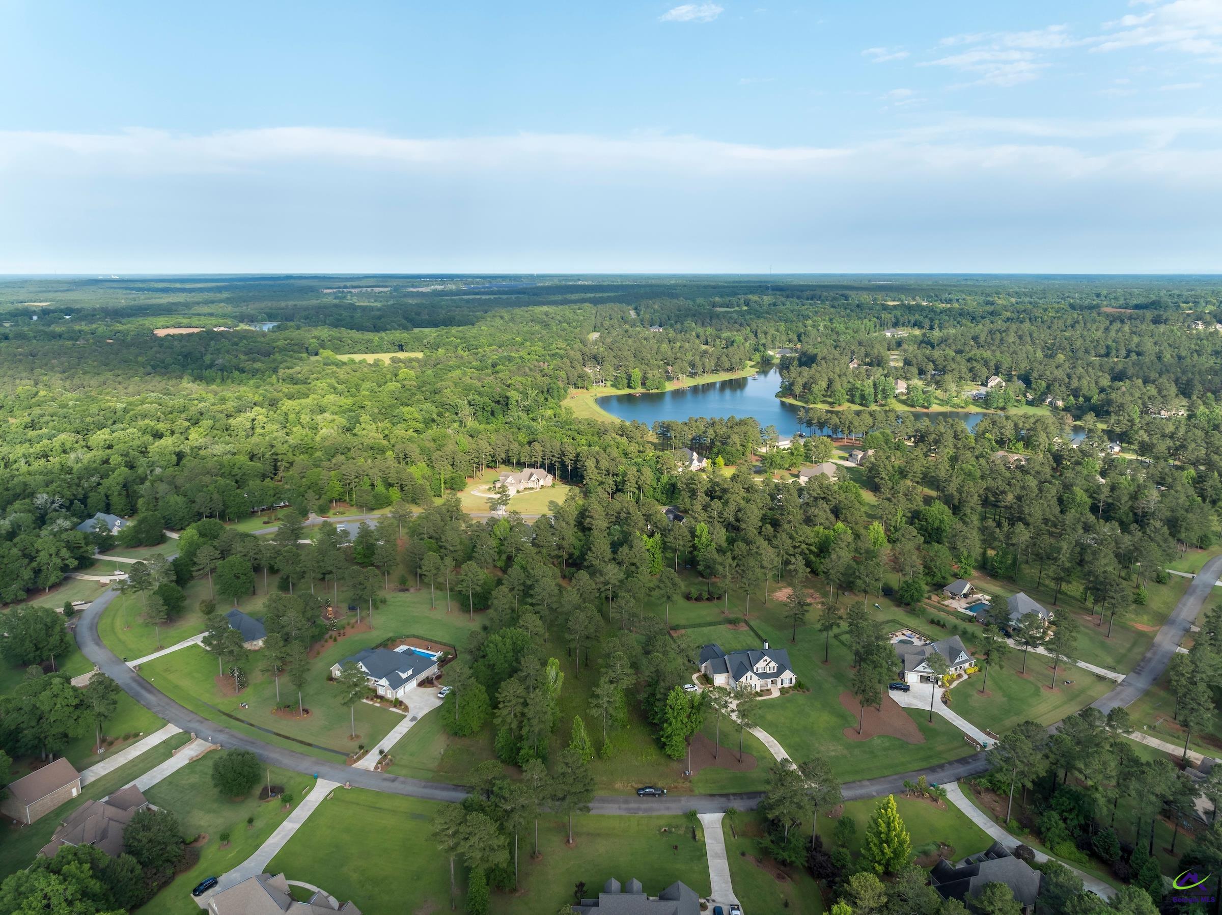 4031 Roundtop Circle