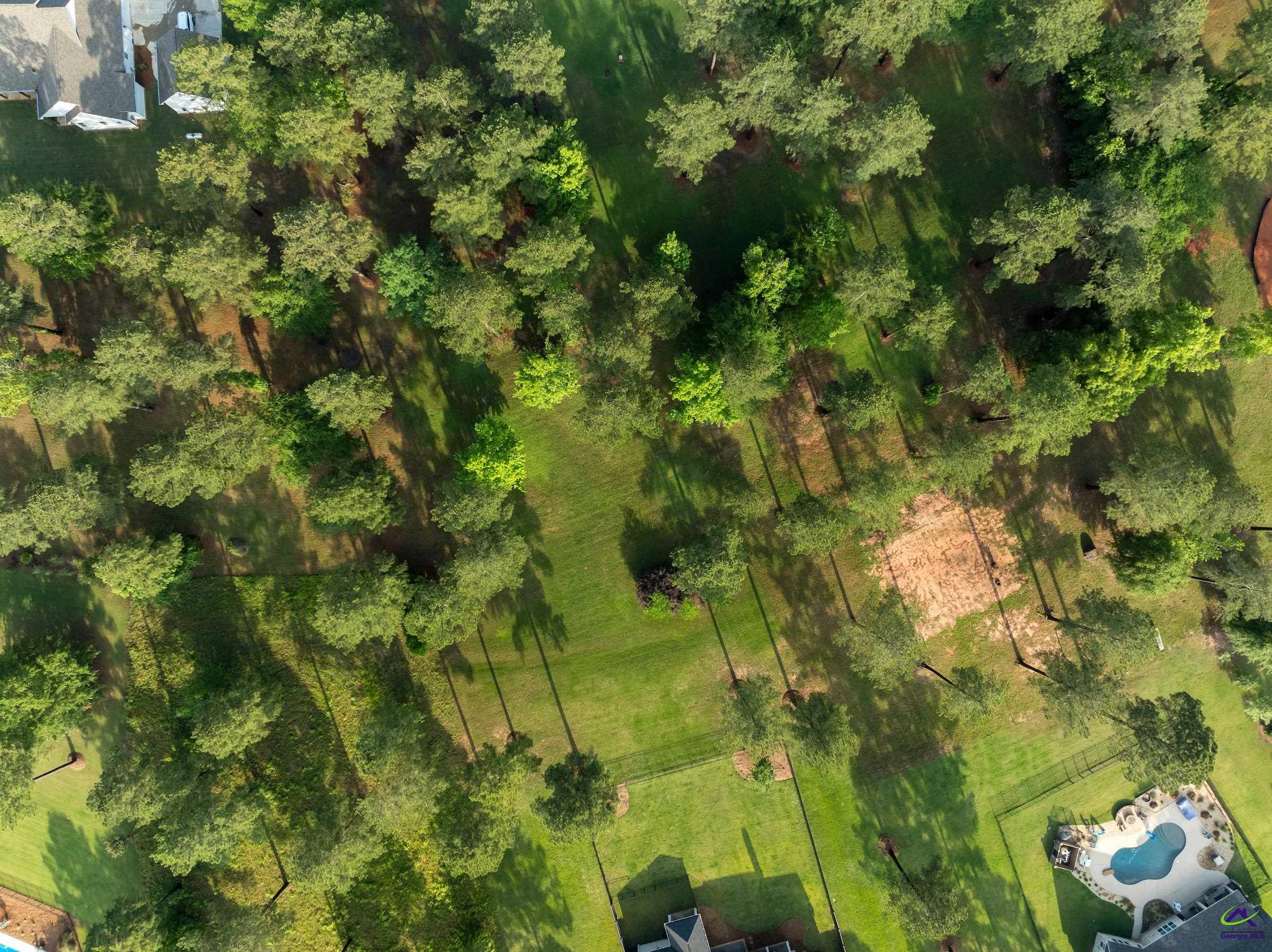 4031 Roundtop Circle